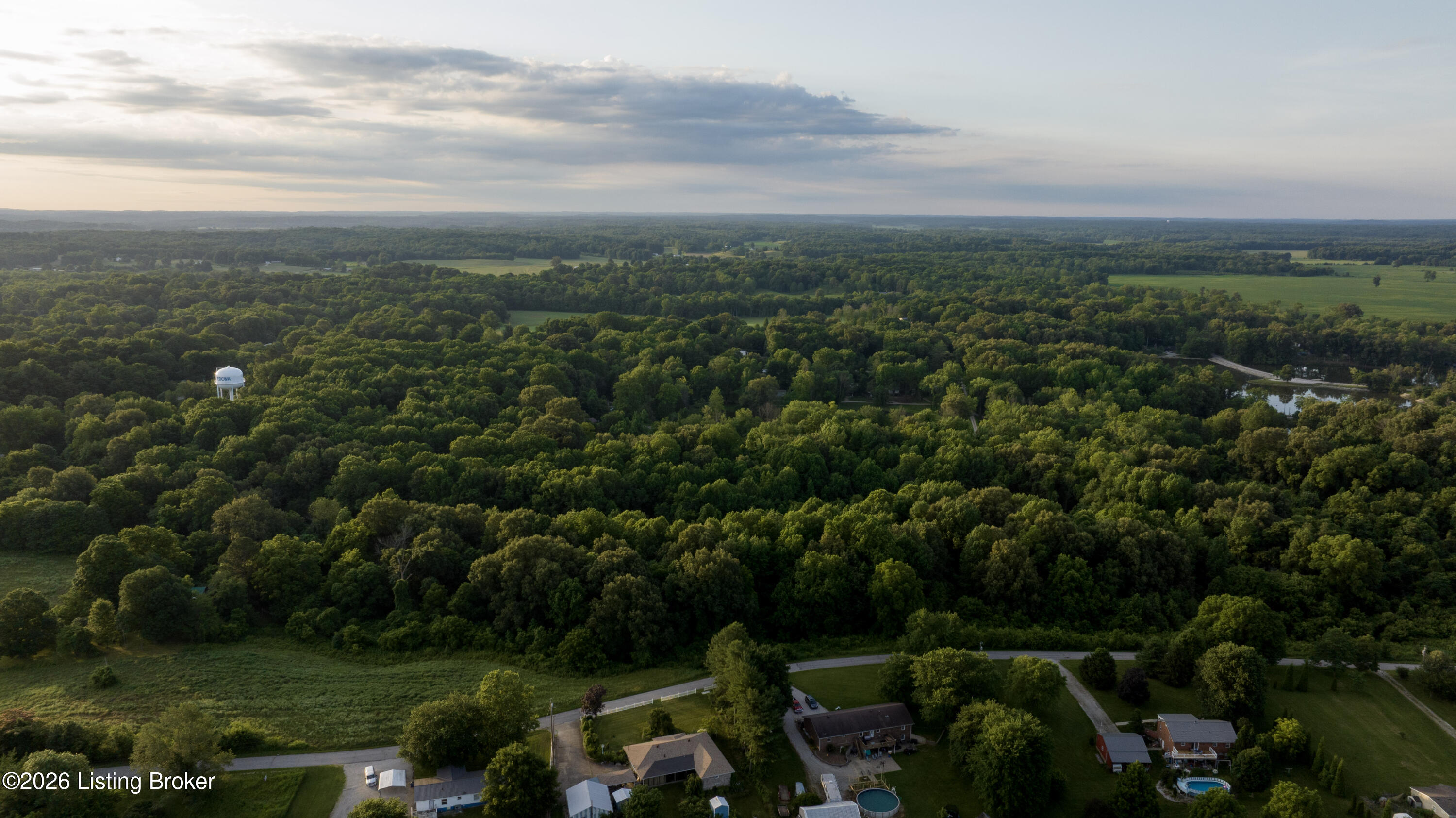 9471 Ky-405 Property Photo 8
