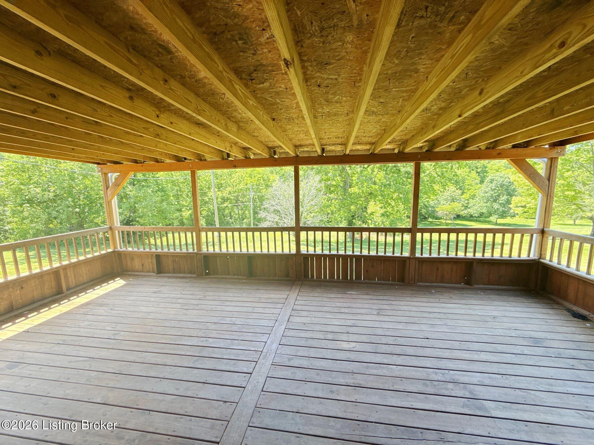 729 Hempridge Rd Property Photo 20