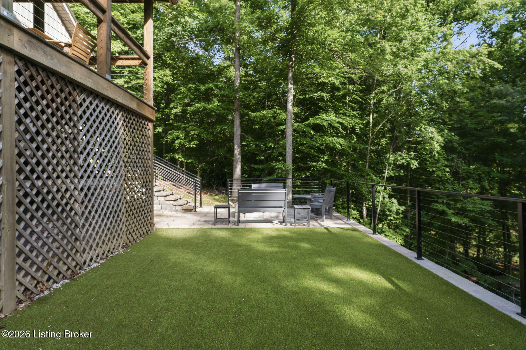 503 Michaels Cove Dr Property Photo 7
