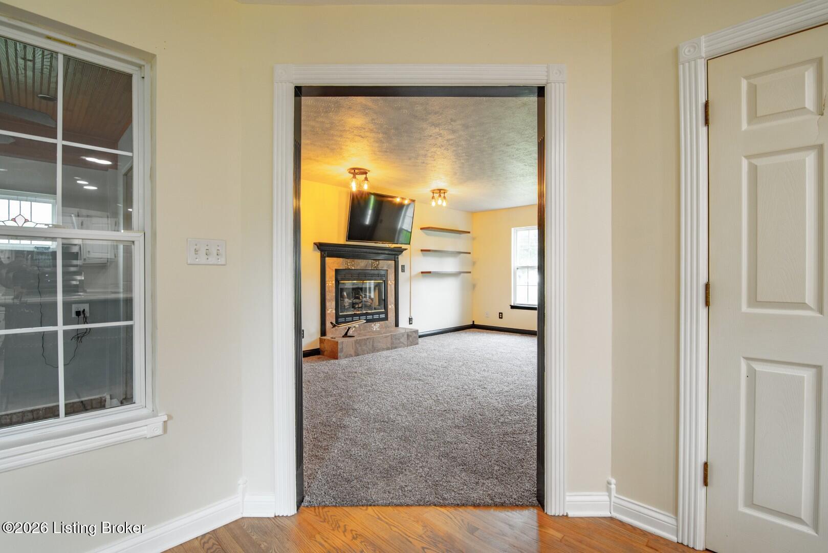107 N Pointe Dr Property Photo 36