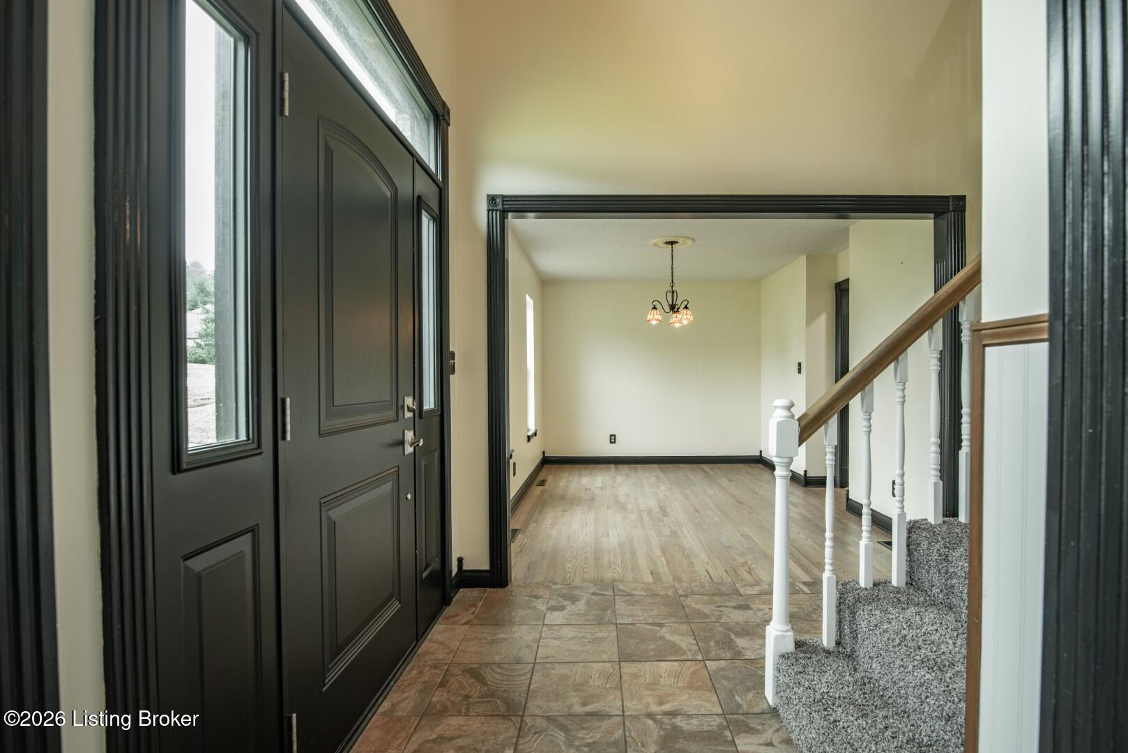107 N Pointe Dr Property Photo 45