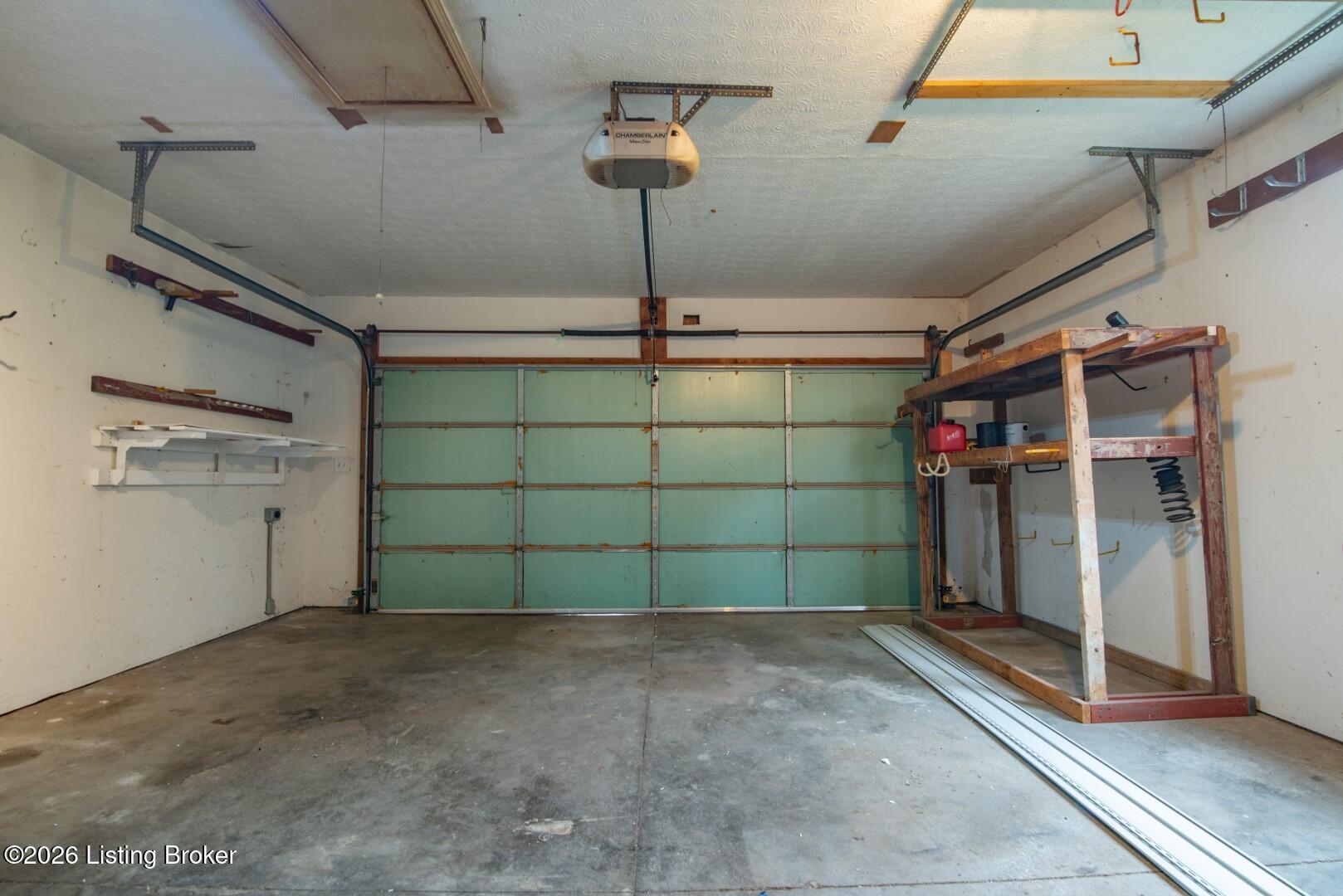 107 N Pointe Dr Property Photo 79