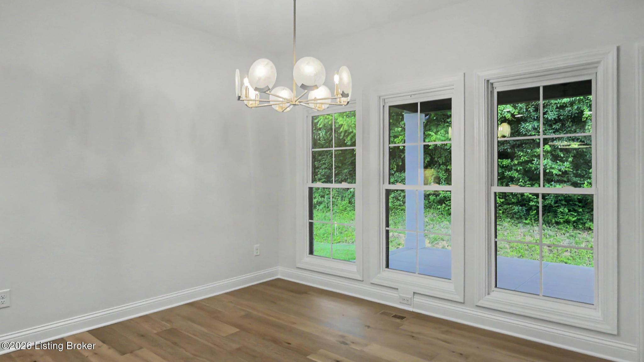 4005 Thomas Farm Dr Property Photo 21