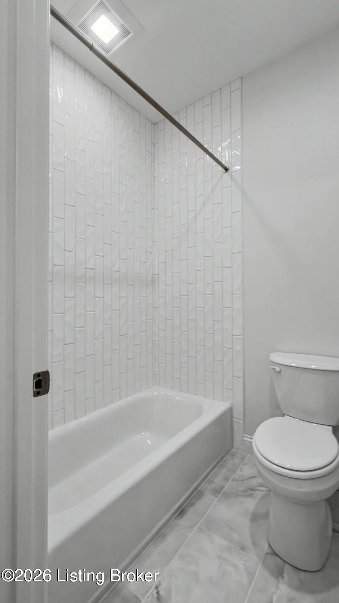 4005 Thomas Farm Dr Property Photo 40