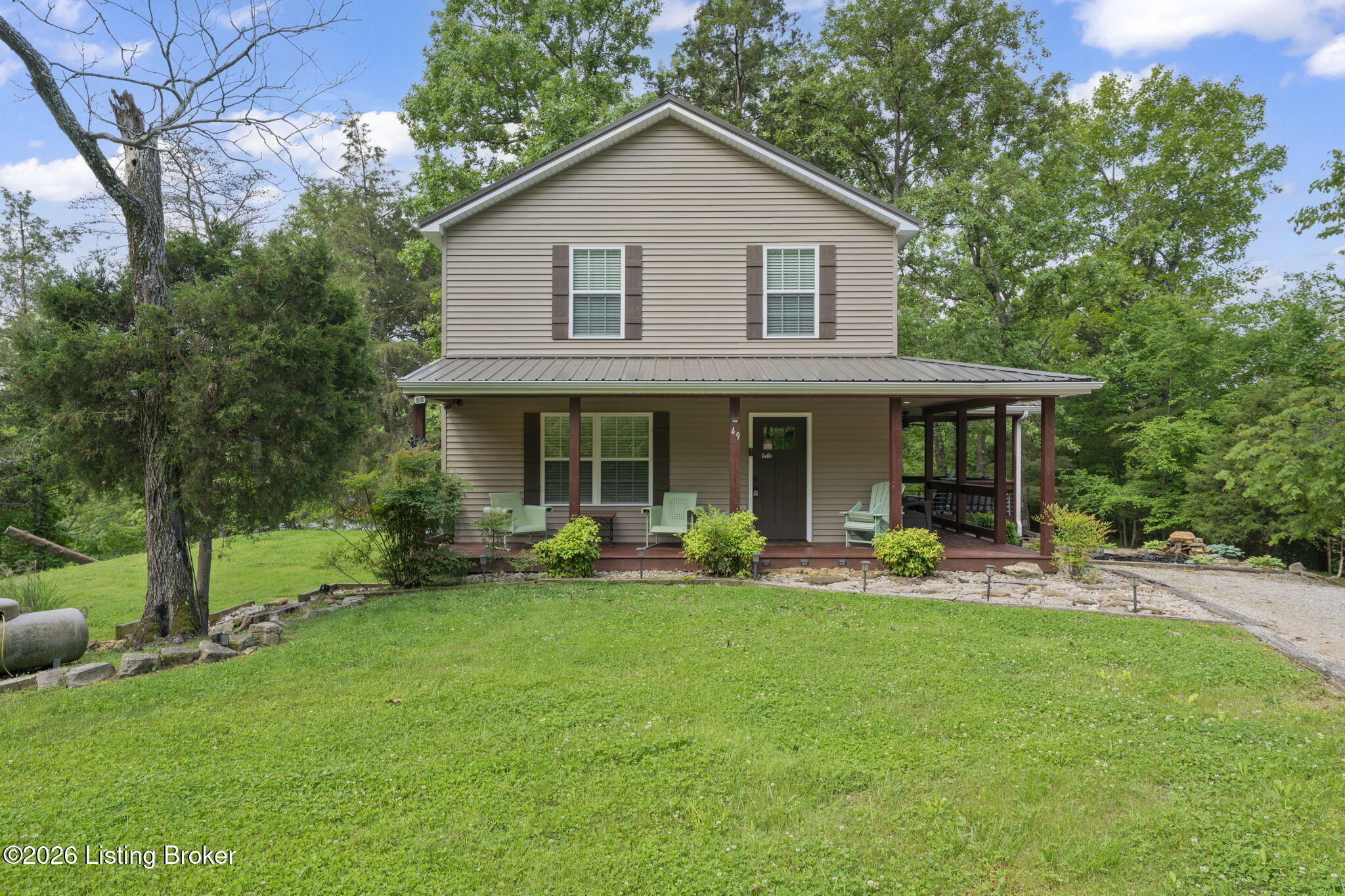 49 Circle Dr