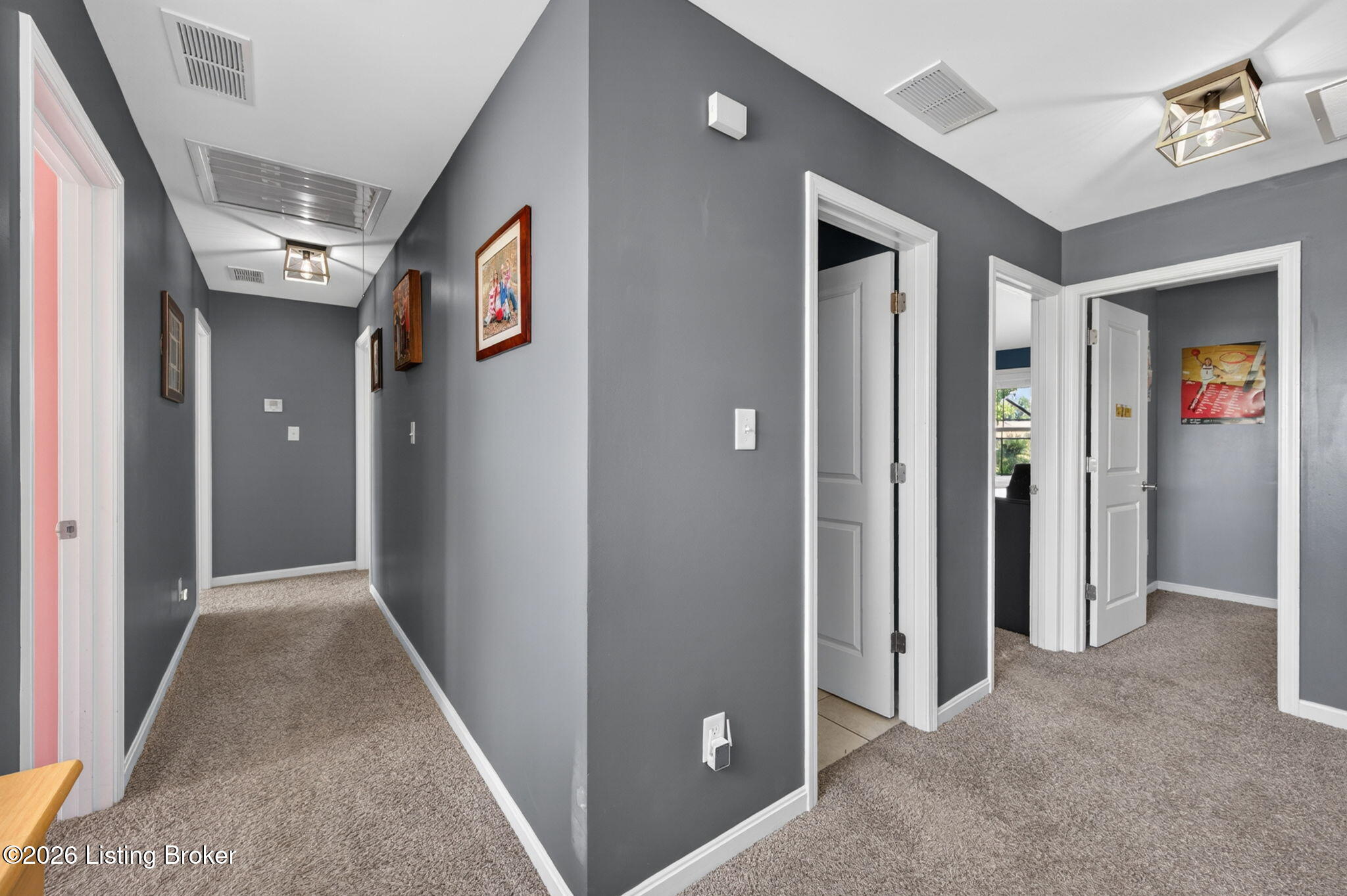 142 Highland Ridge Dr Property Photo 25