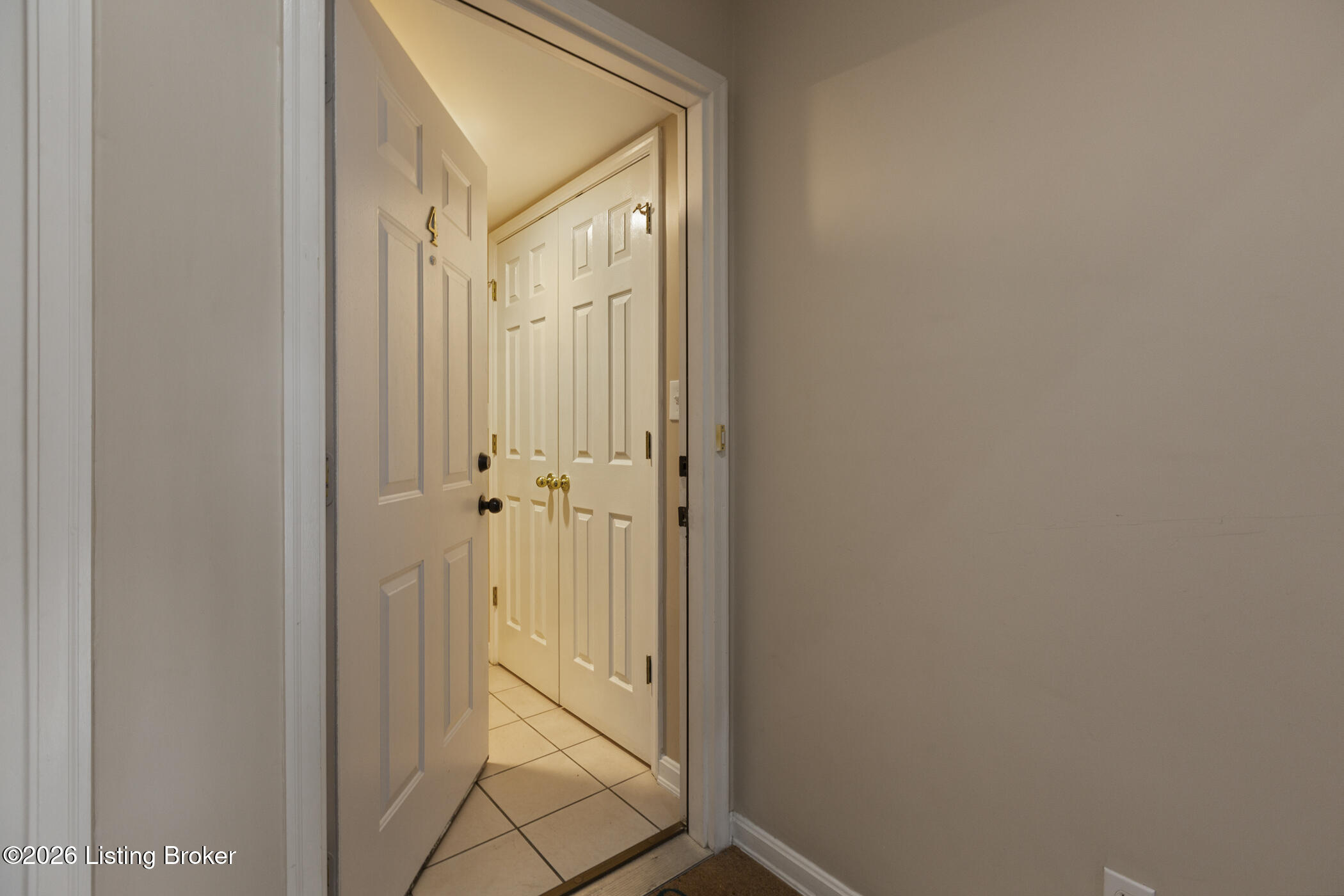 753 N Hite Ave 4 Property Photo 6