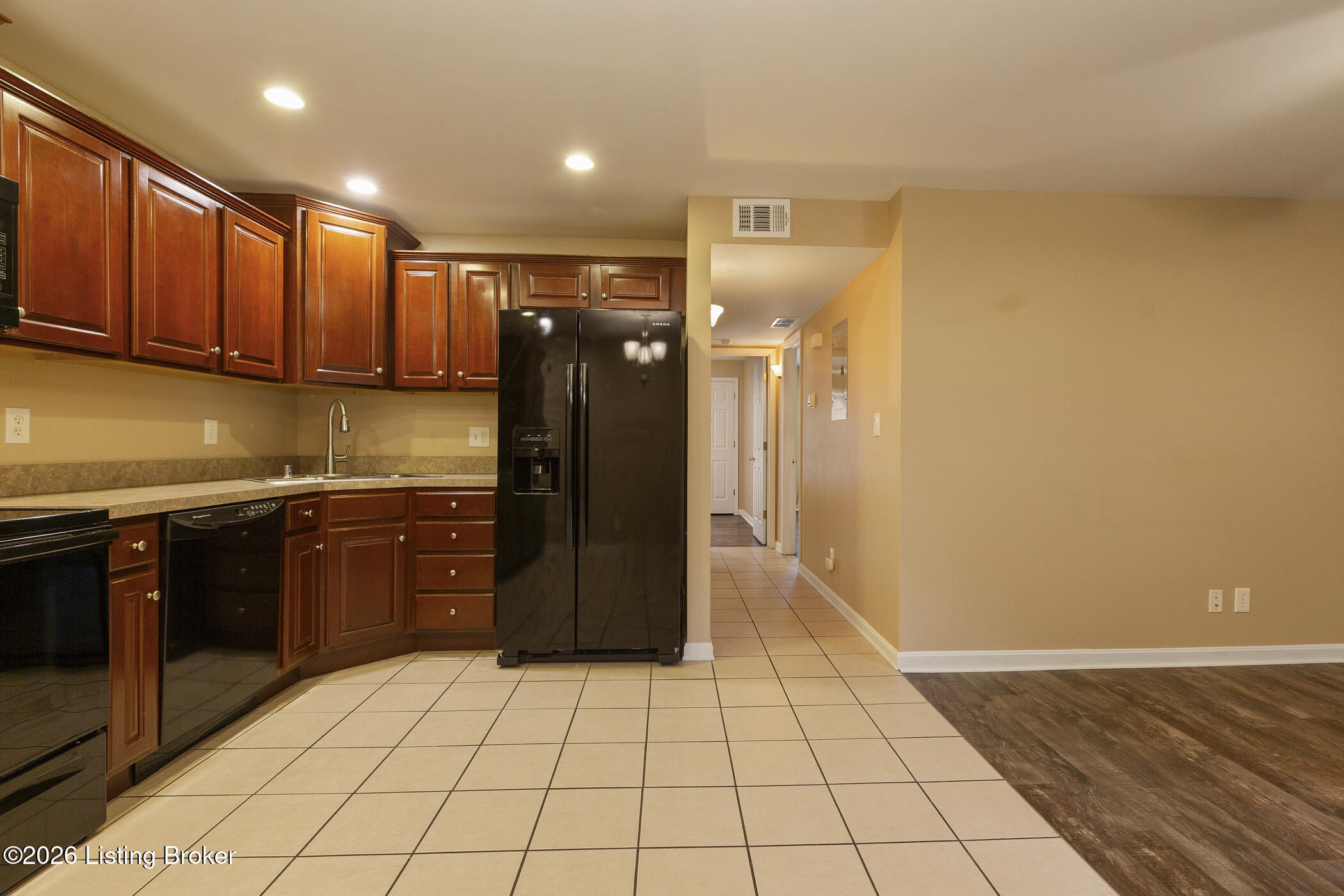 753 N Hite Ave 4 Property Photo 22