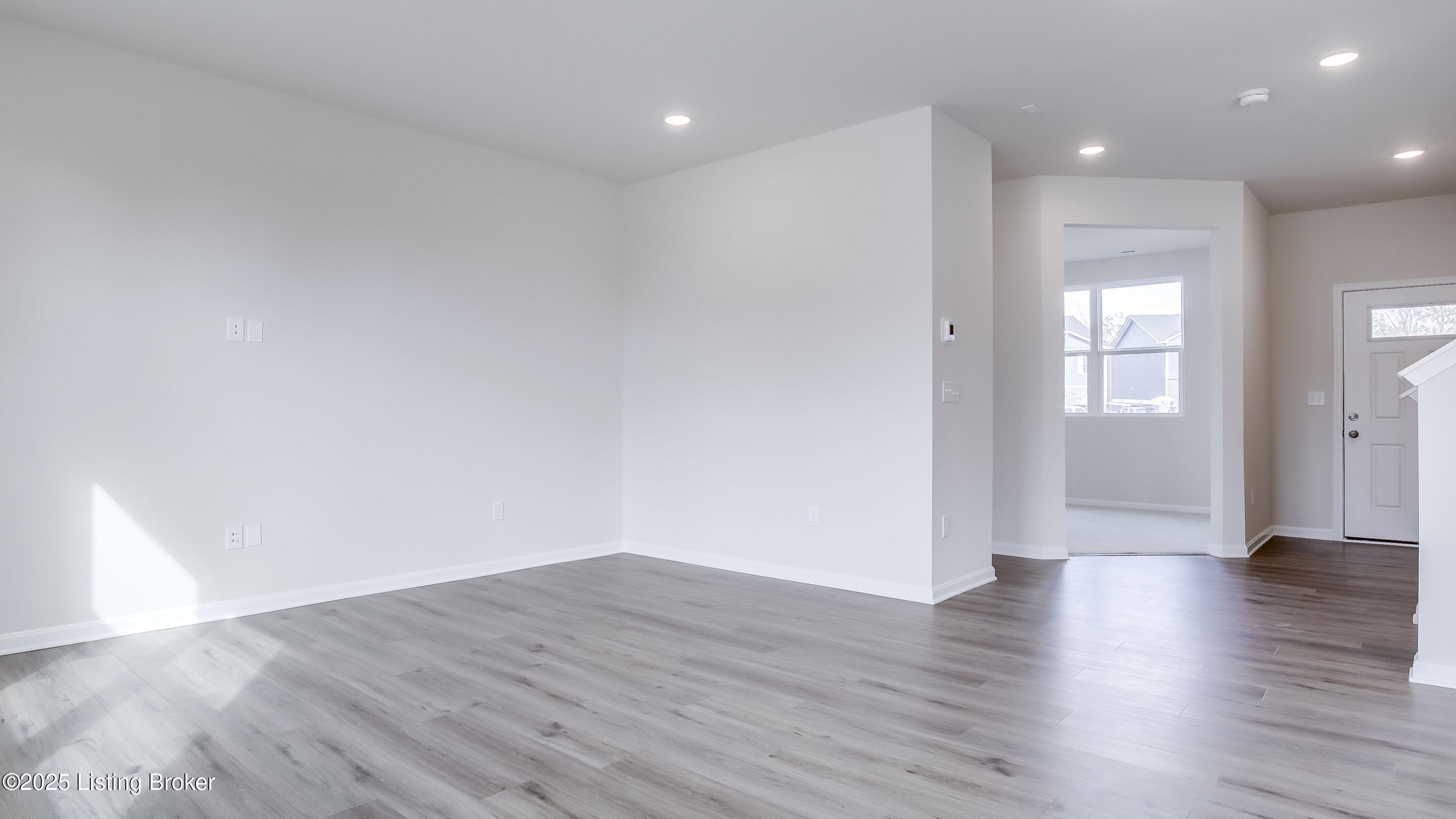 1850 Washington Blvd Property Photo 13