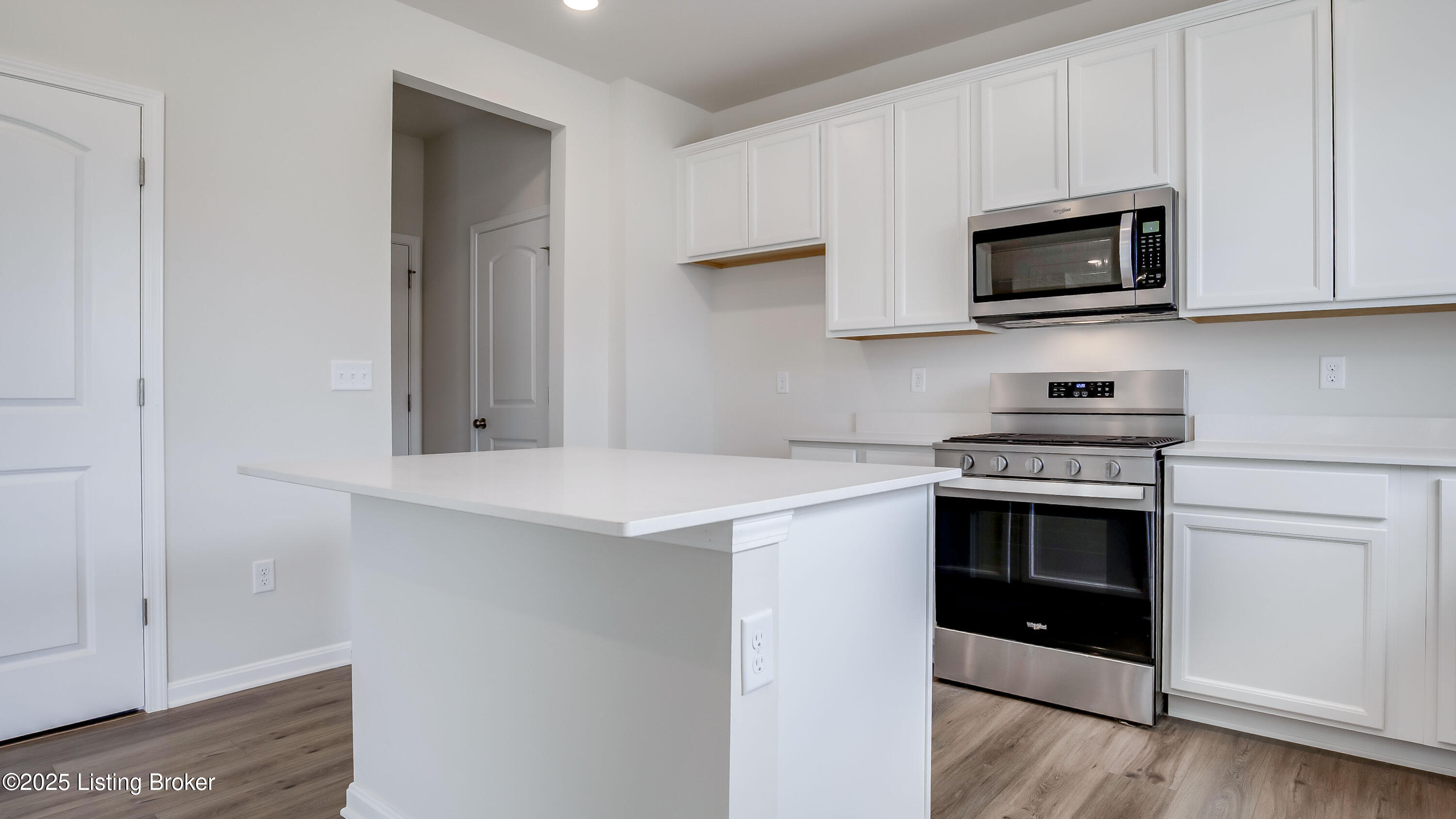 1850 Washington Blvd Property Photo 19