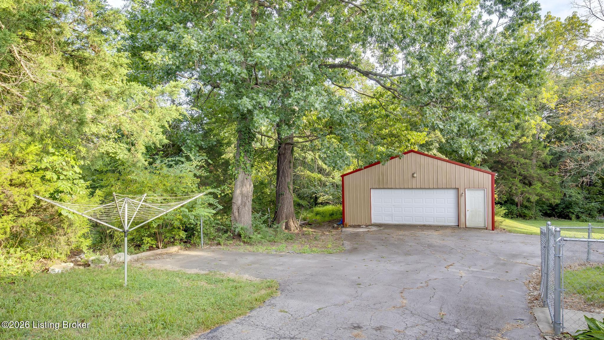 259 E Valleyview Dr Property Photo 41