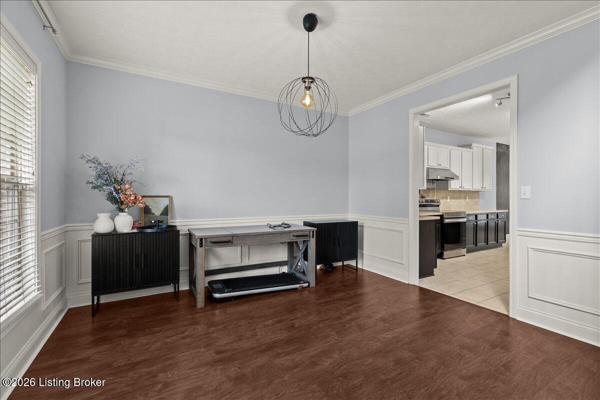 8003 Williamsgate Cir Property Photo 6
