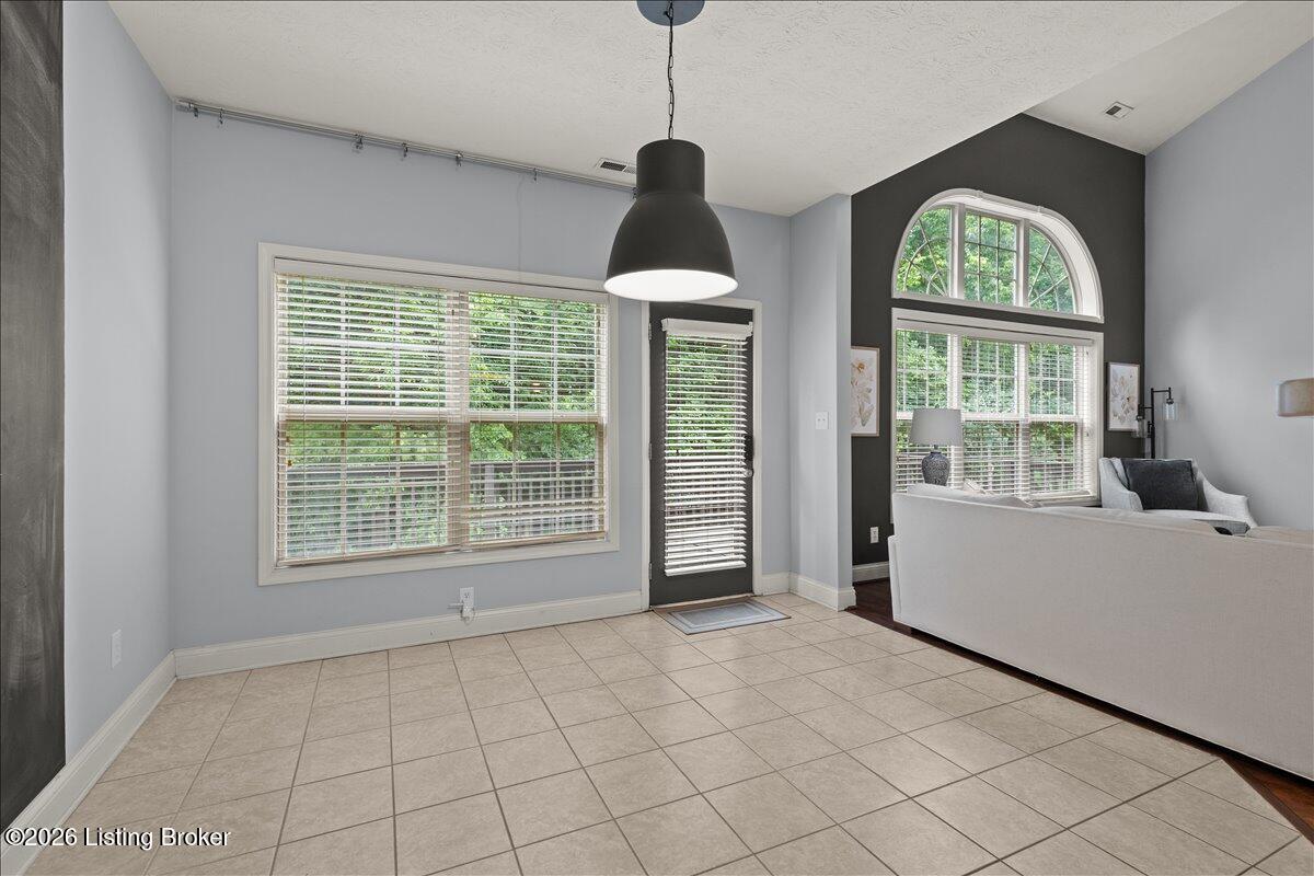 8003 Williamsgate Cir Property Photo 14