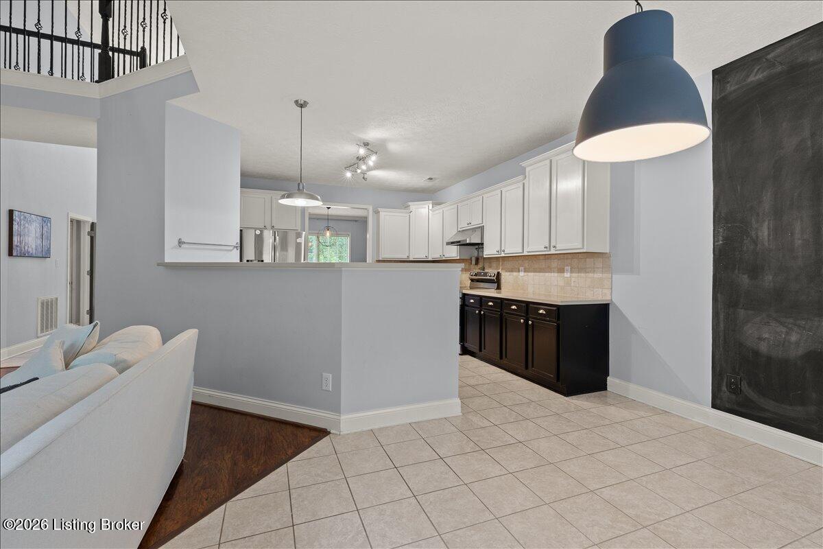 8003 Williamsgate Cir Property Photo 15