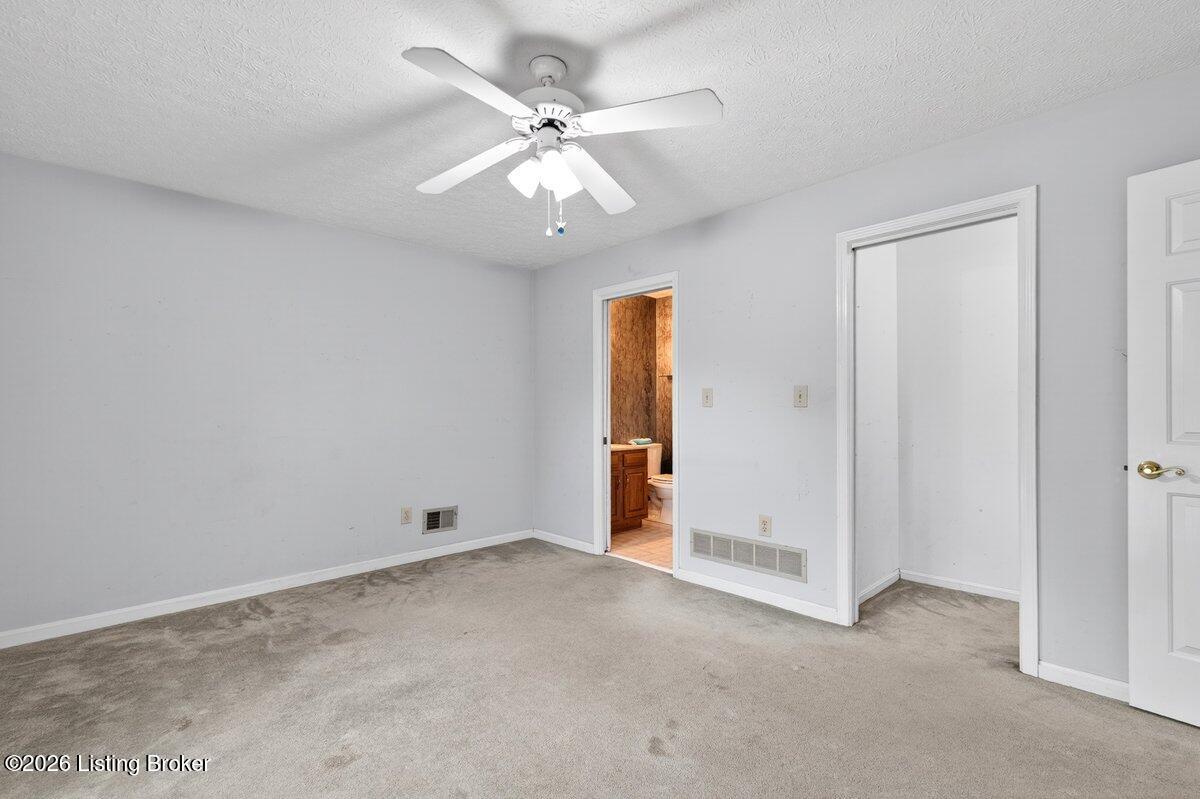6813 Stone Hill Rd Property Photo 16