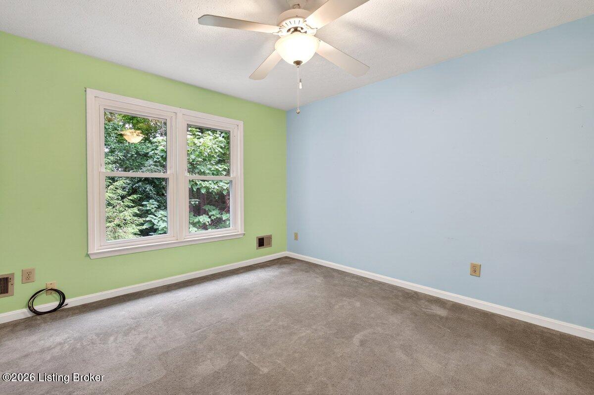6813 Stone Hill Rd Property Photo 19