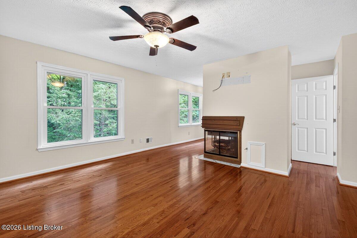 6813 Stone Hill Rd Property Photo 22