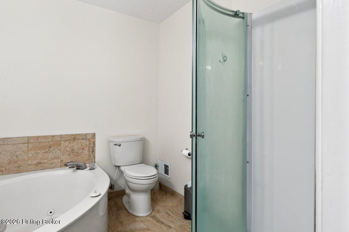 6813 Stone Hill Rd Property Photo 24