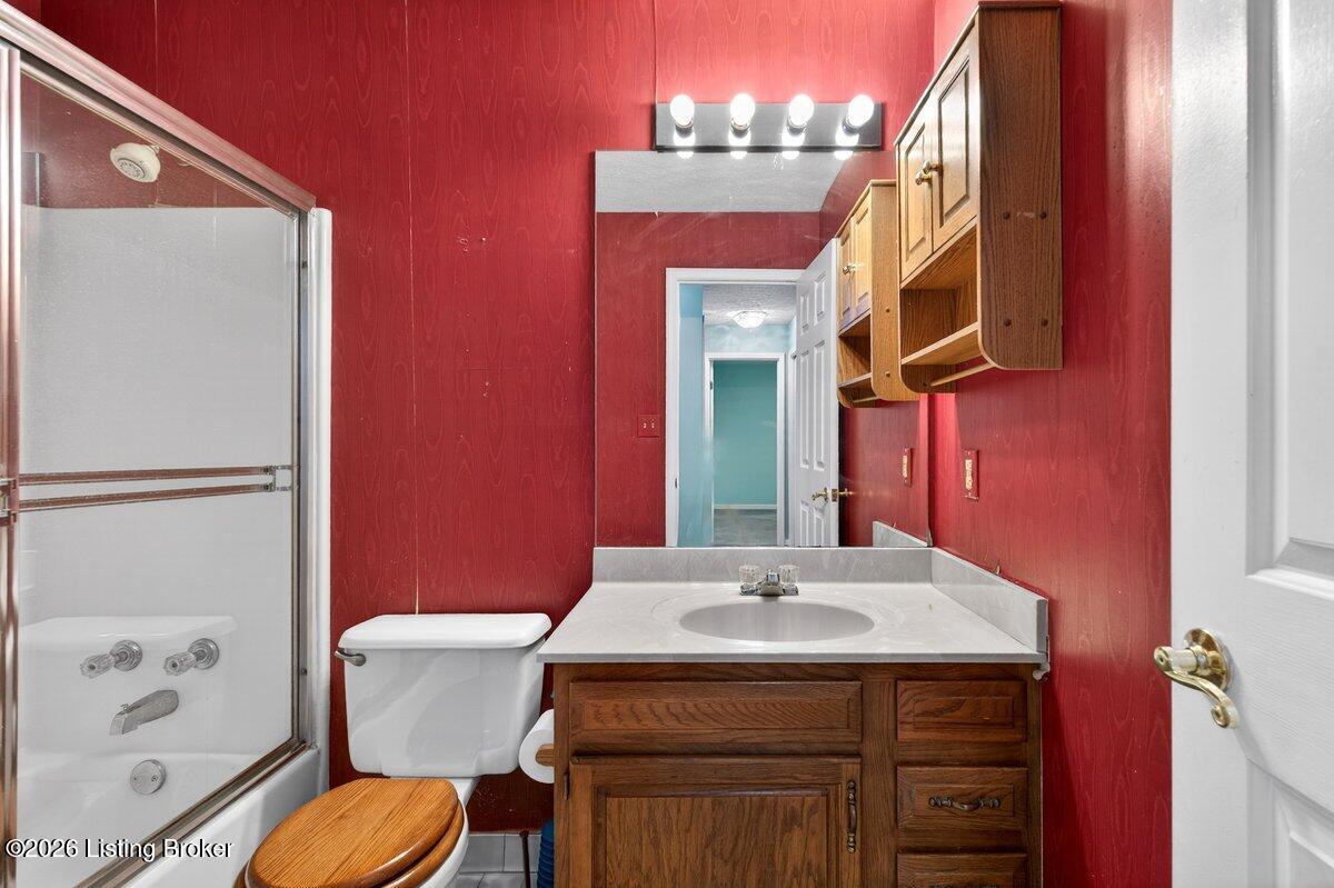 6813 Stone Hill Rd Property Photo 28