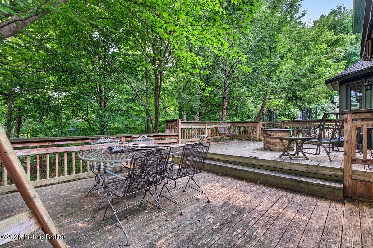 6813 Stone Hill Rd Property Photo 35