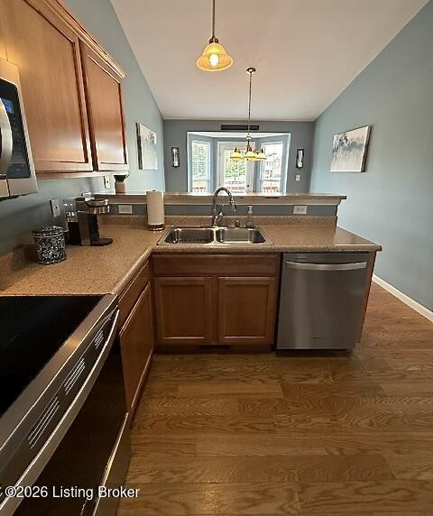 6830 Arbor Manor Way Property Photo 9