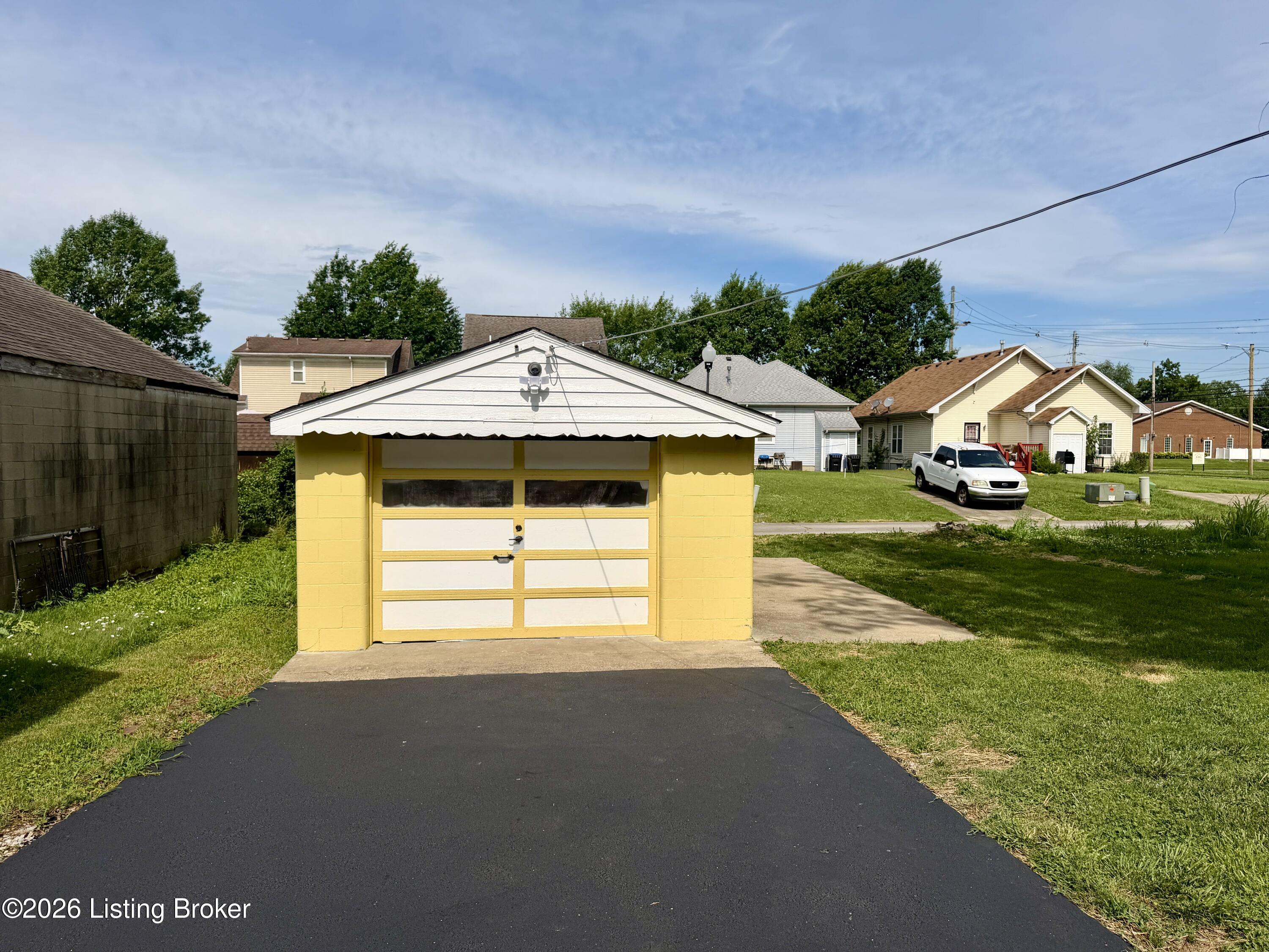 1604 S 31st St Property Photo 24