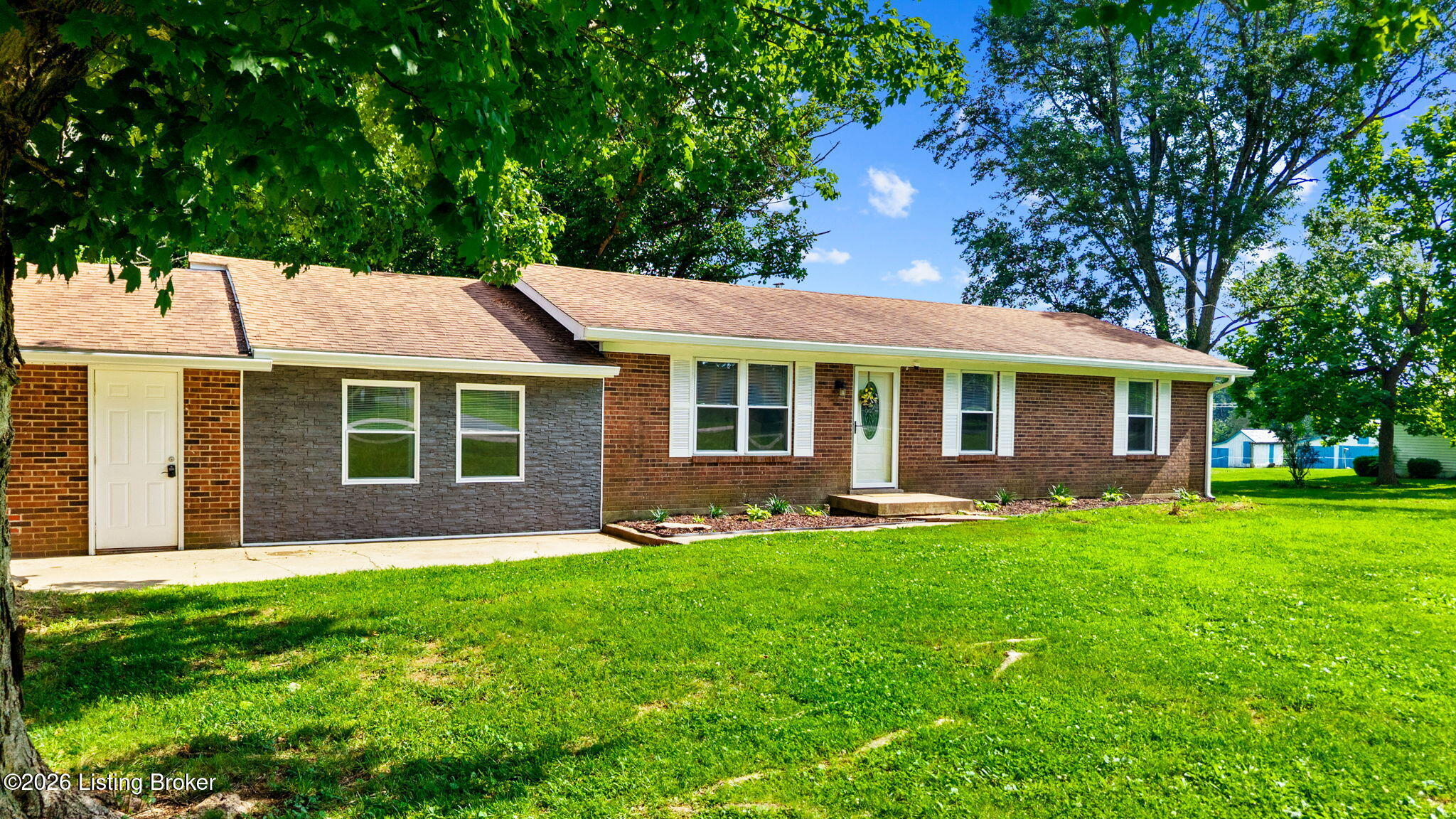 287 Oakridge Dr Property Photo 32