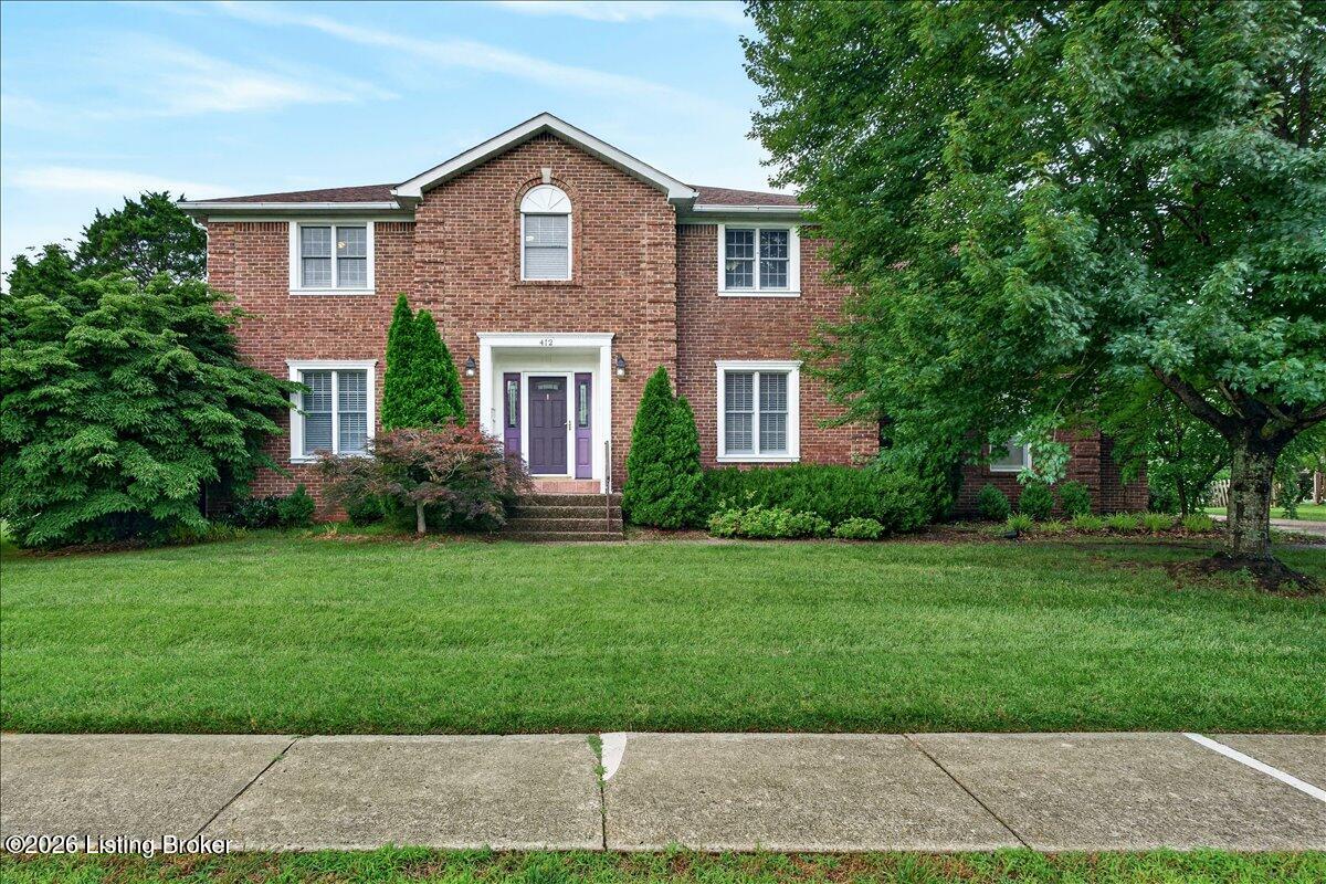 412 Lake Forest Pkwy Property Photo 1