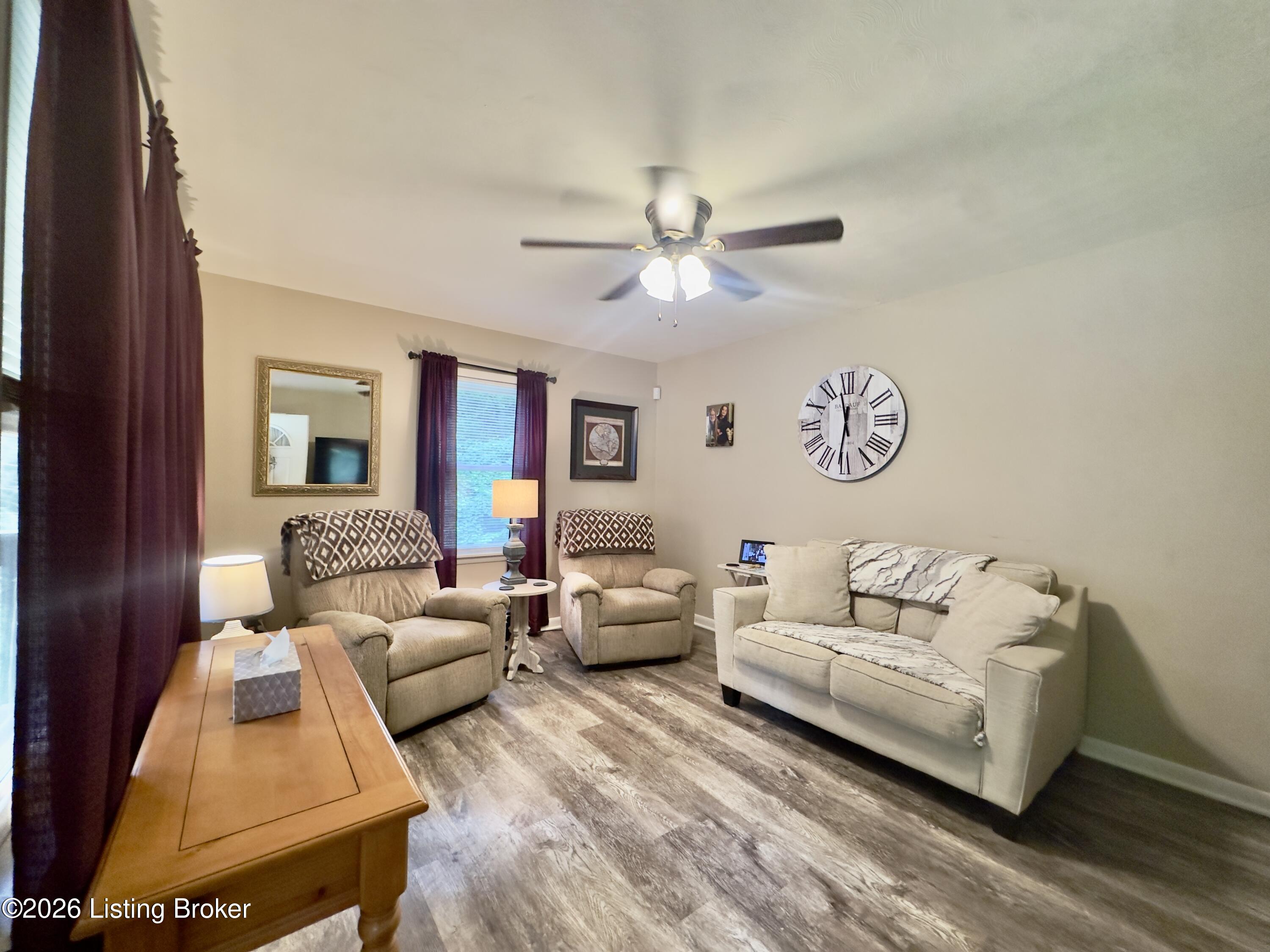 1109 Evelyn Dr Property Photo 11