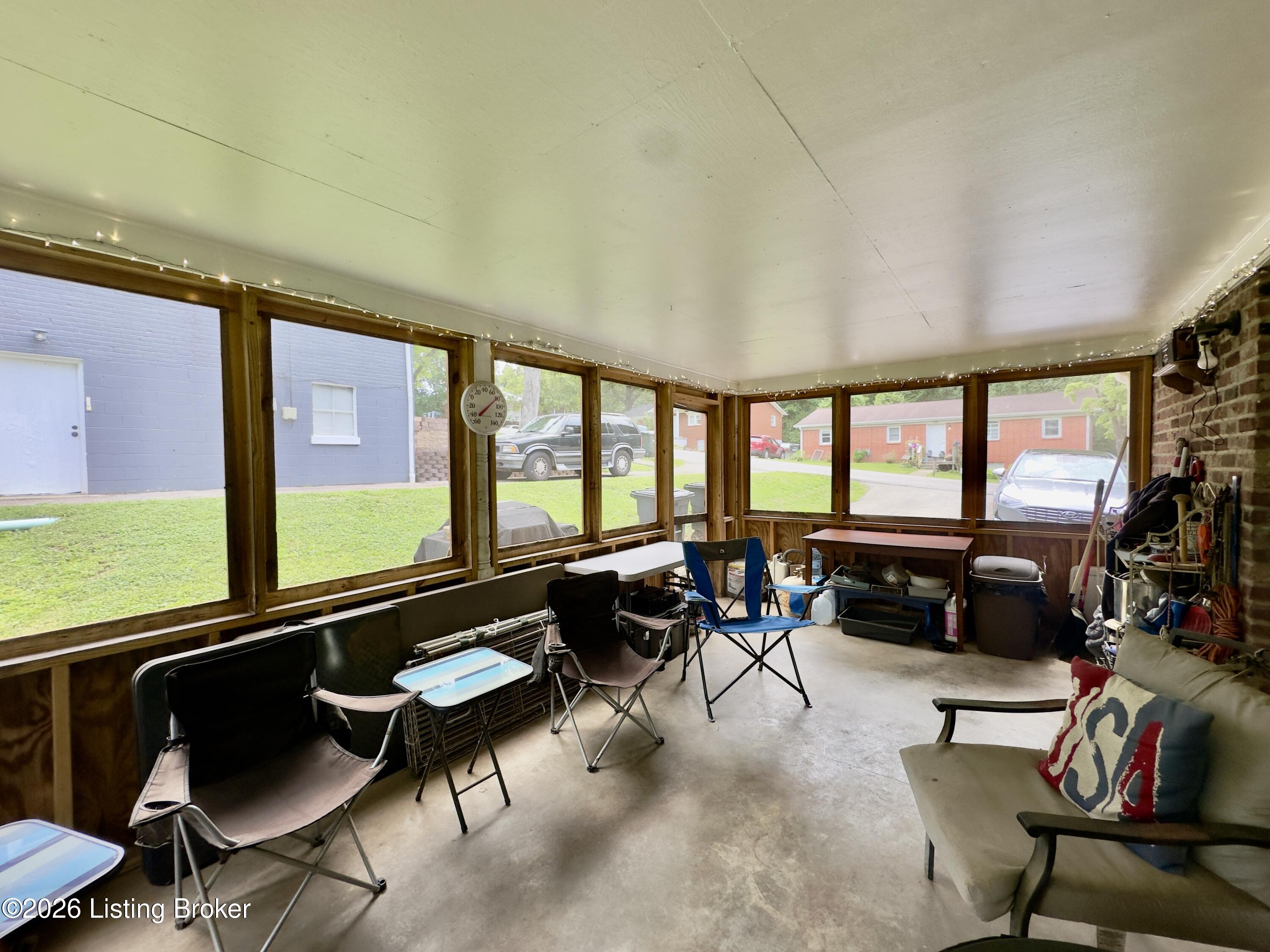 1109 Evelyn Dr Property Photo 25