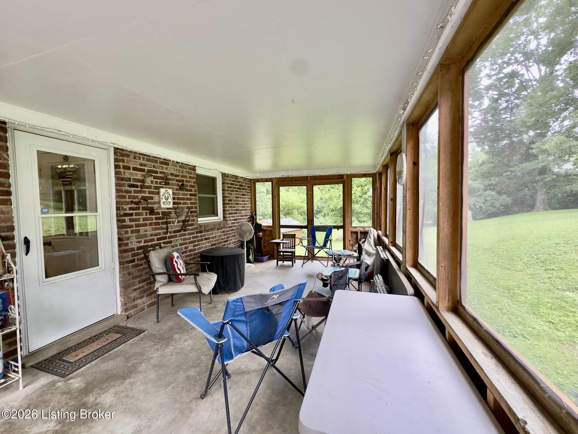 1109 Evelyn Dr Property Photo 26