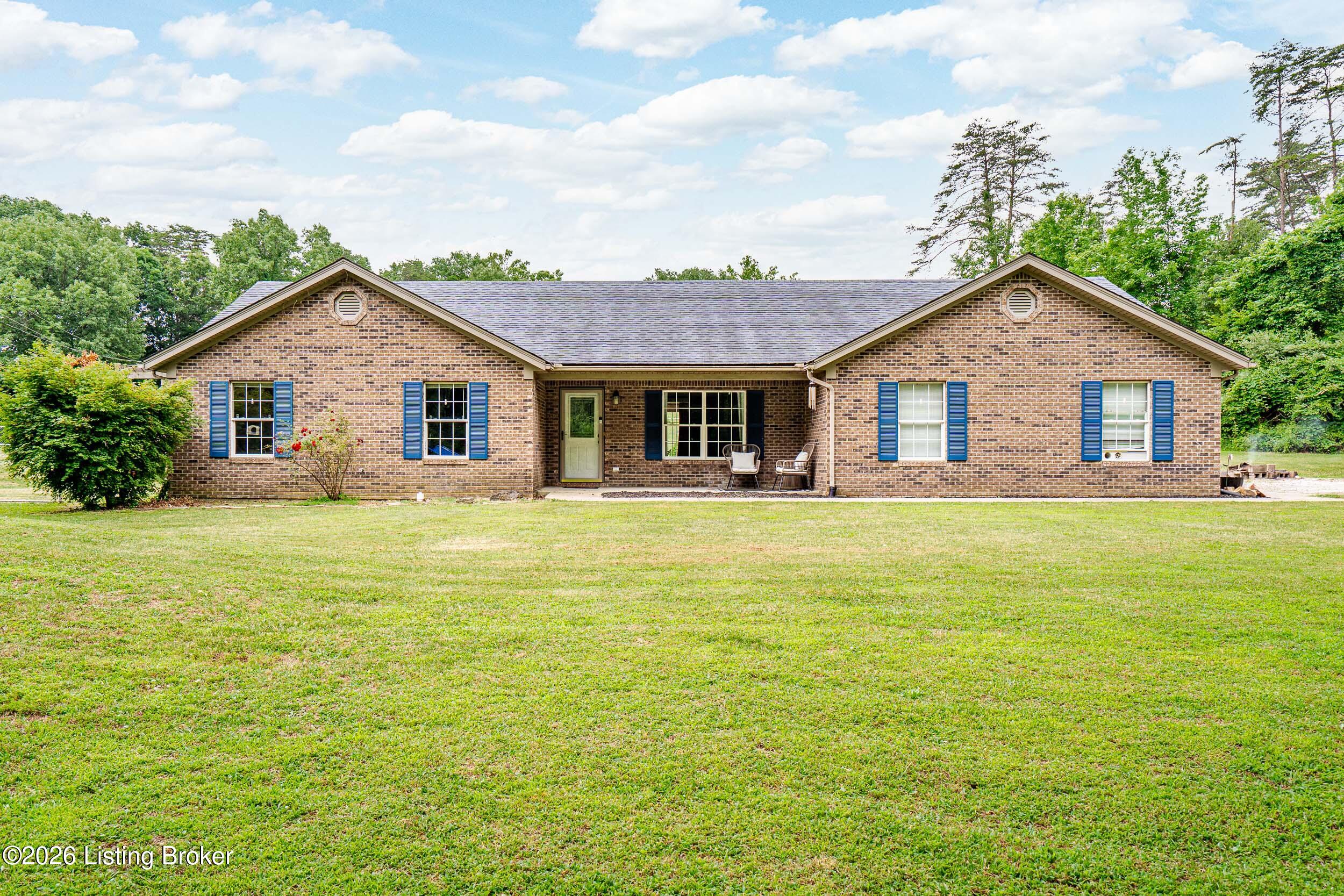 1120 Country Lake Rd Property Photo 1