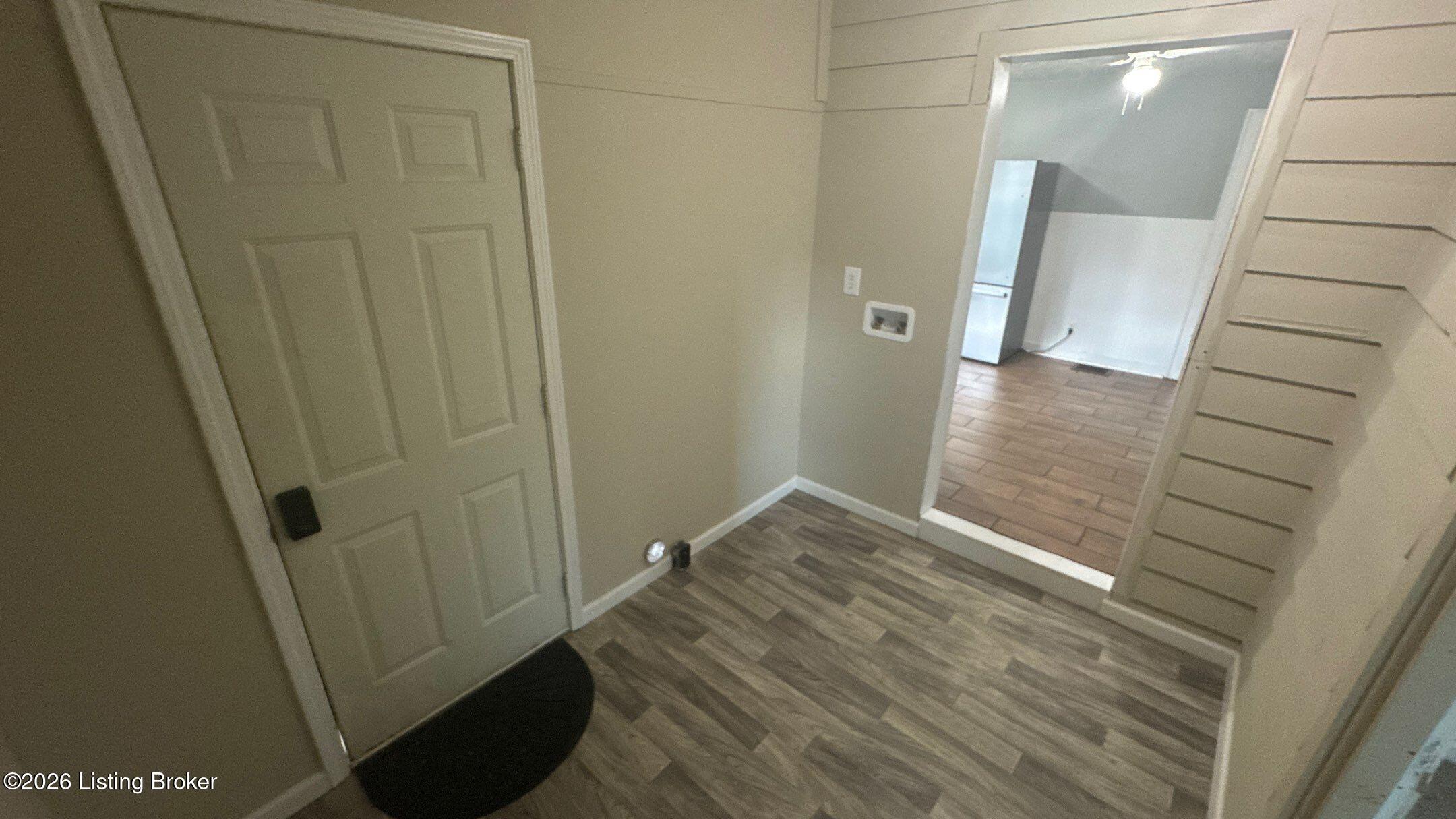 6901 Waller Ln Property Photo 22