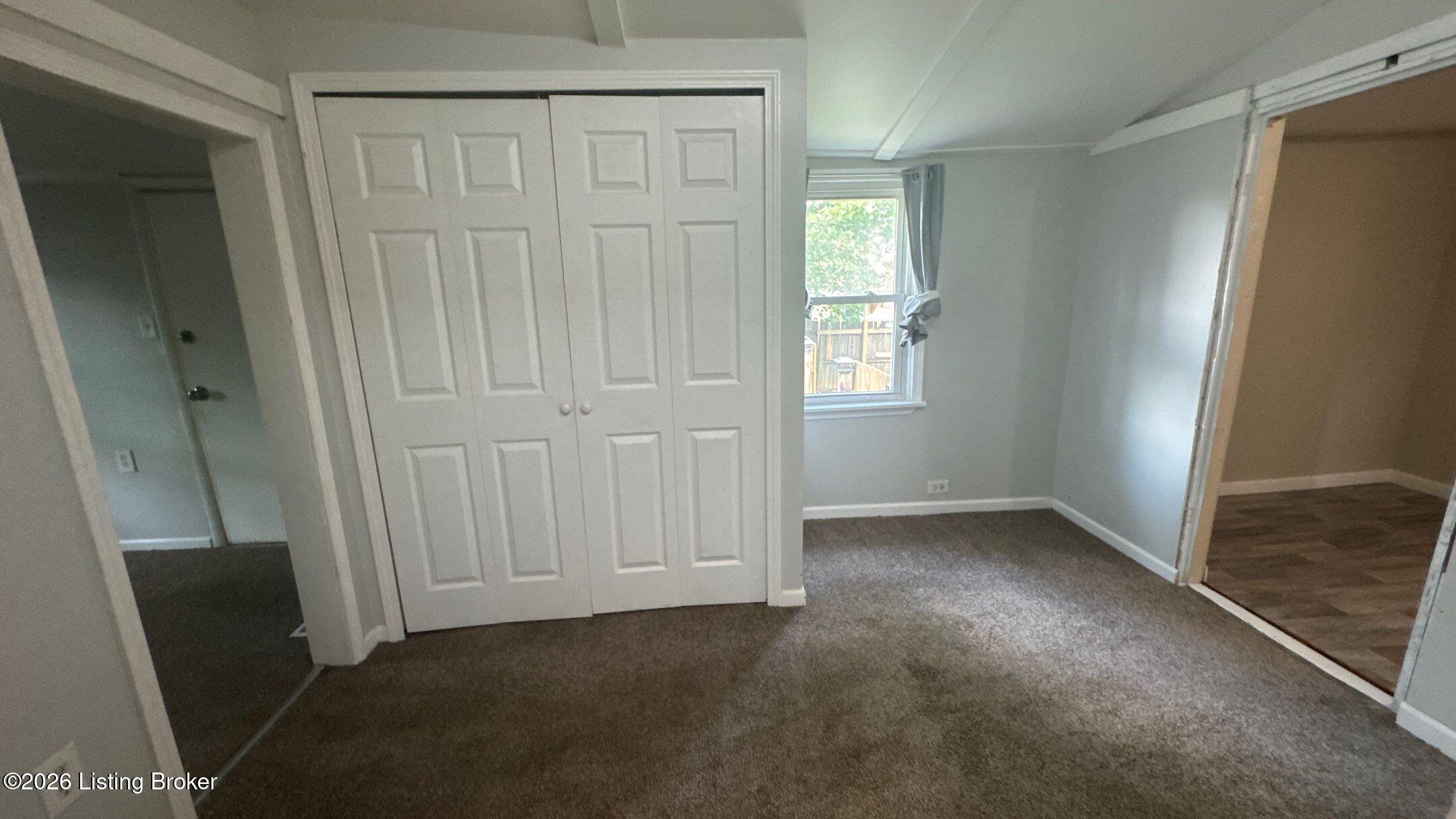 6901 Waller Ln Property Photo 25