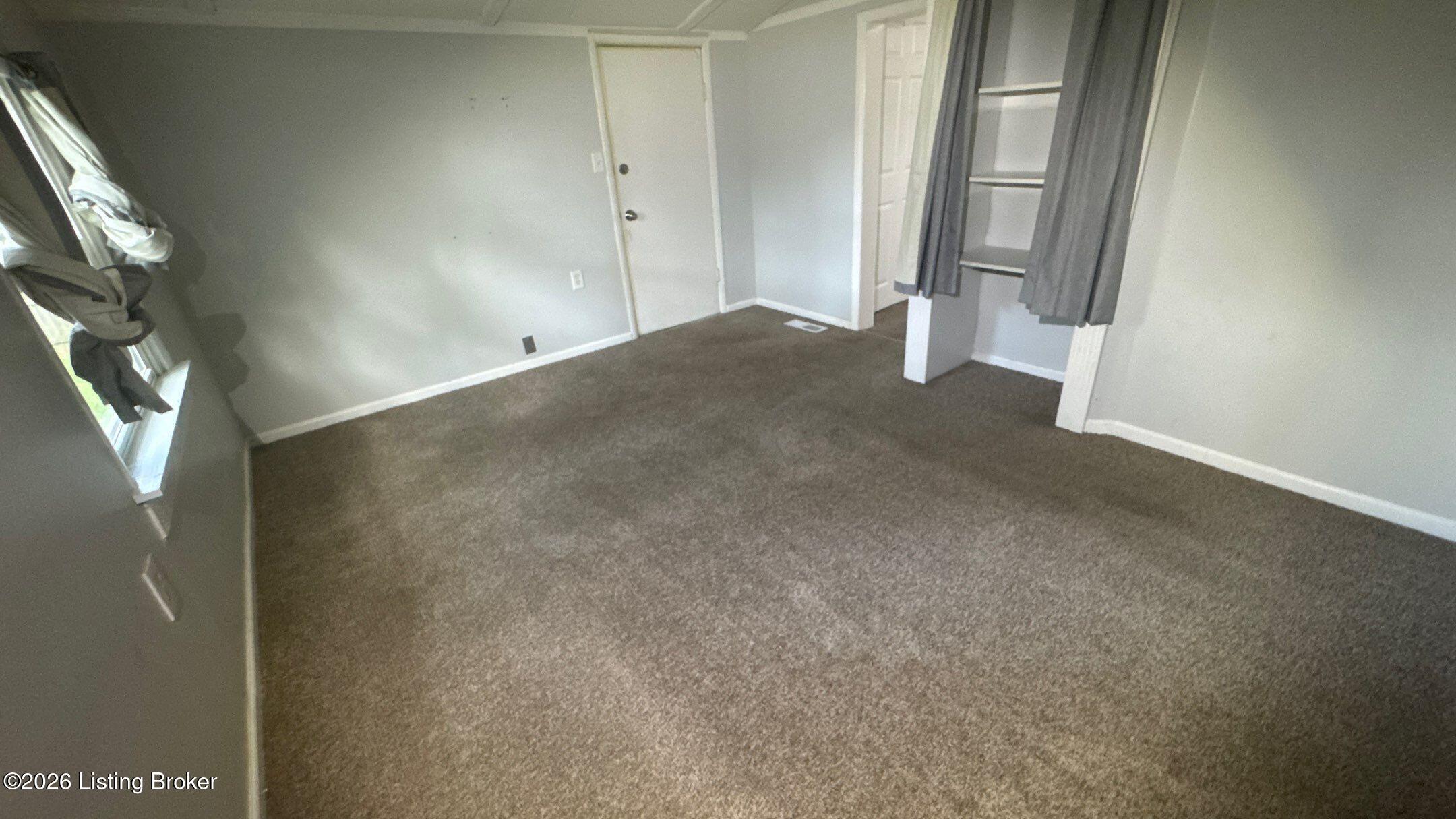 6901 Waller Ln Property Photo 27