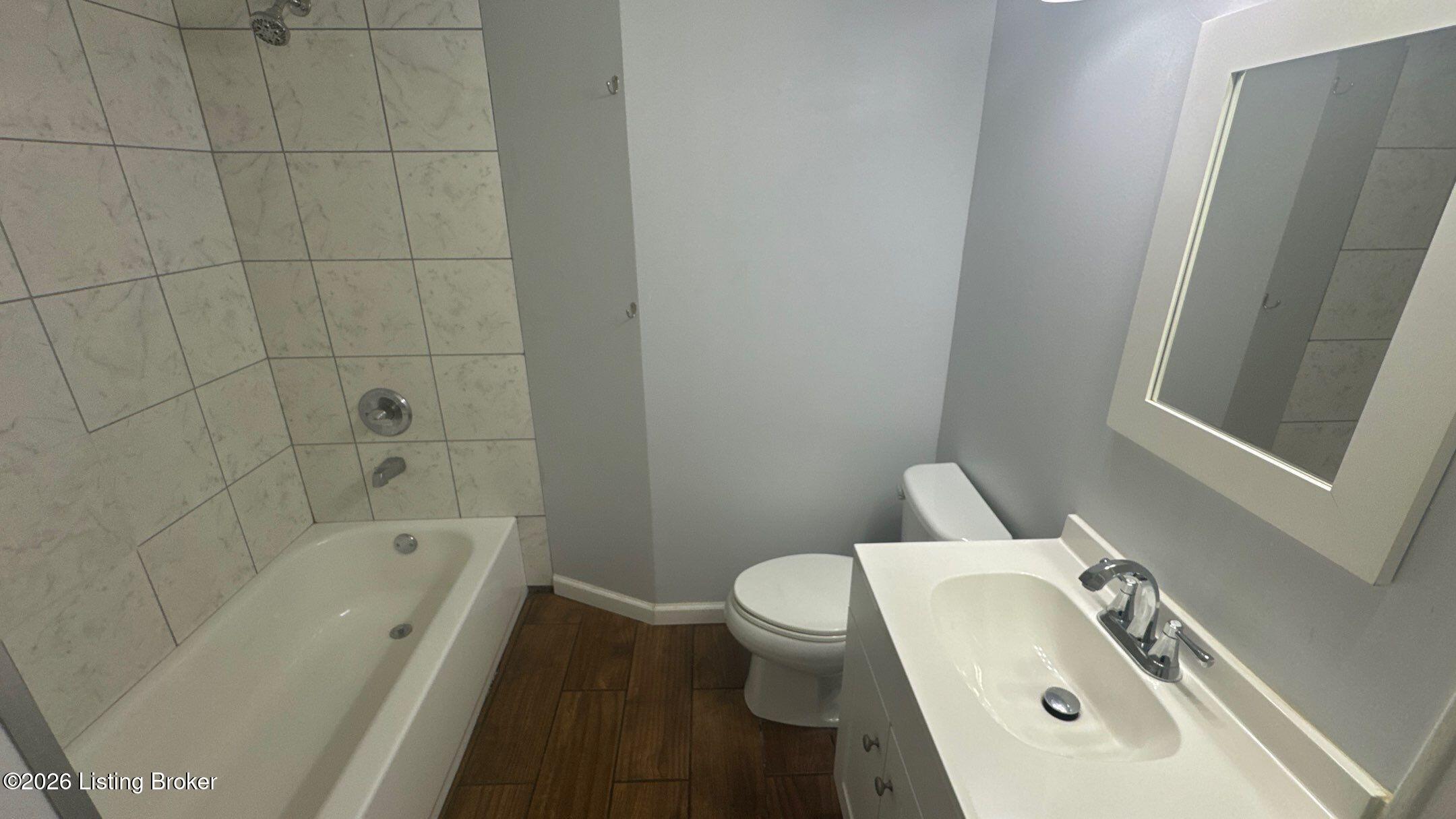 6901 Waller Ln Property Photo 30