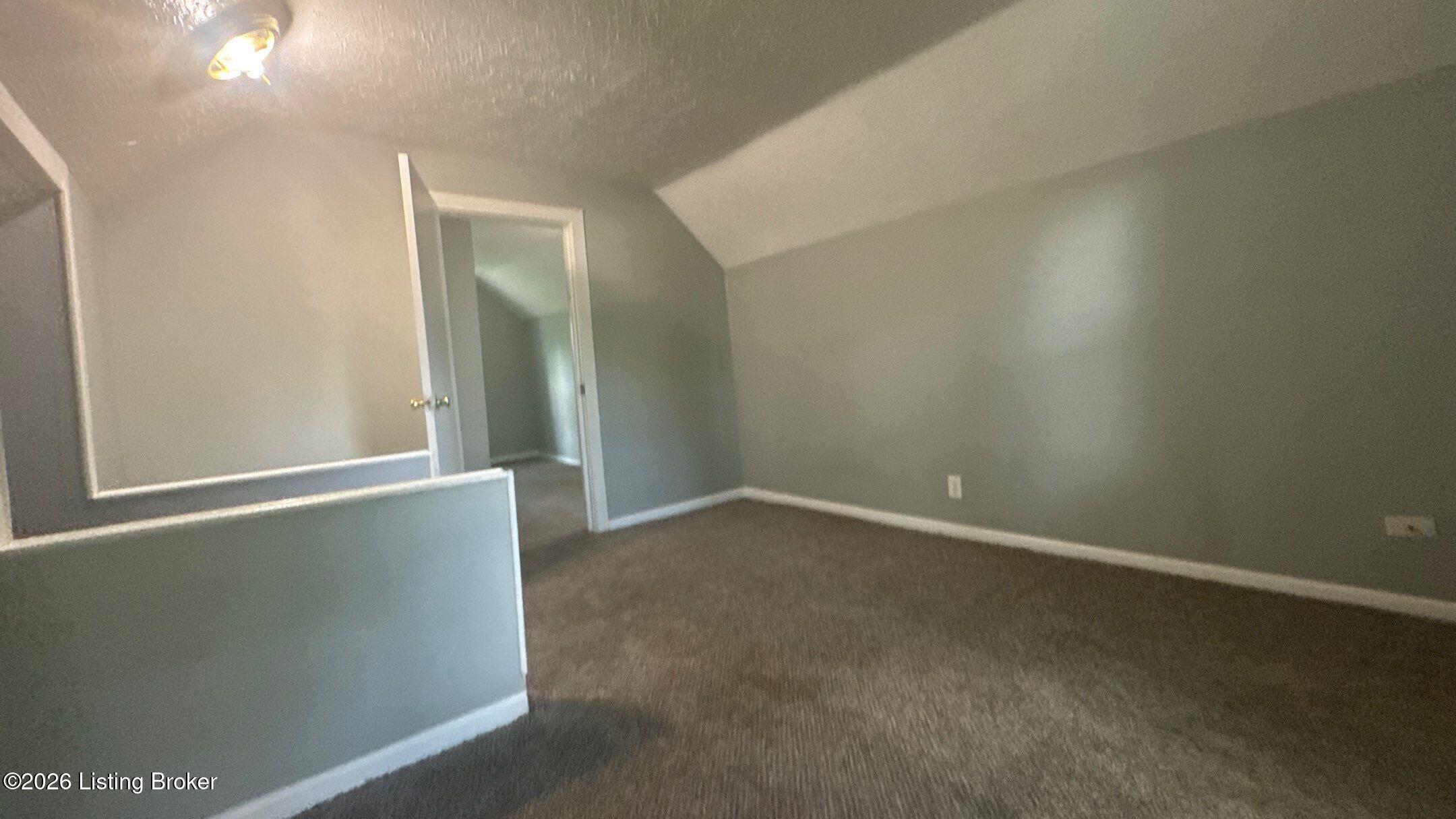 6901 Waller Ln Property Photo 34
