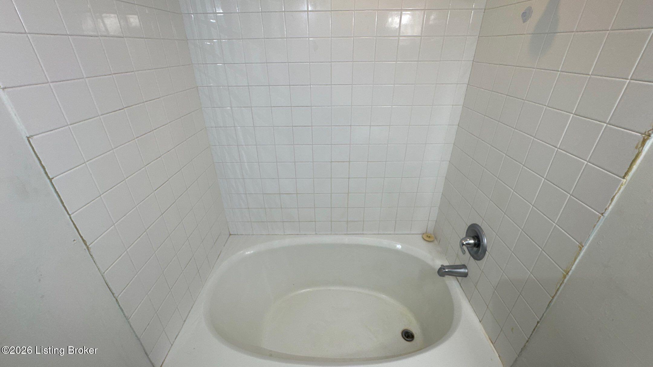 6901 Waller Ln Property Photo 54