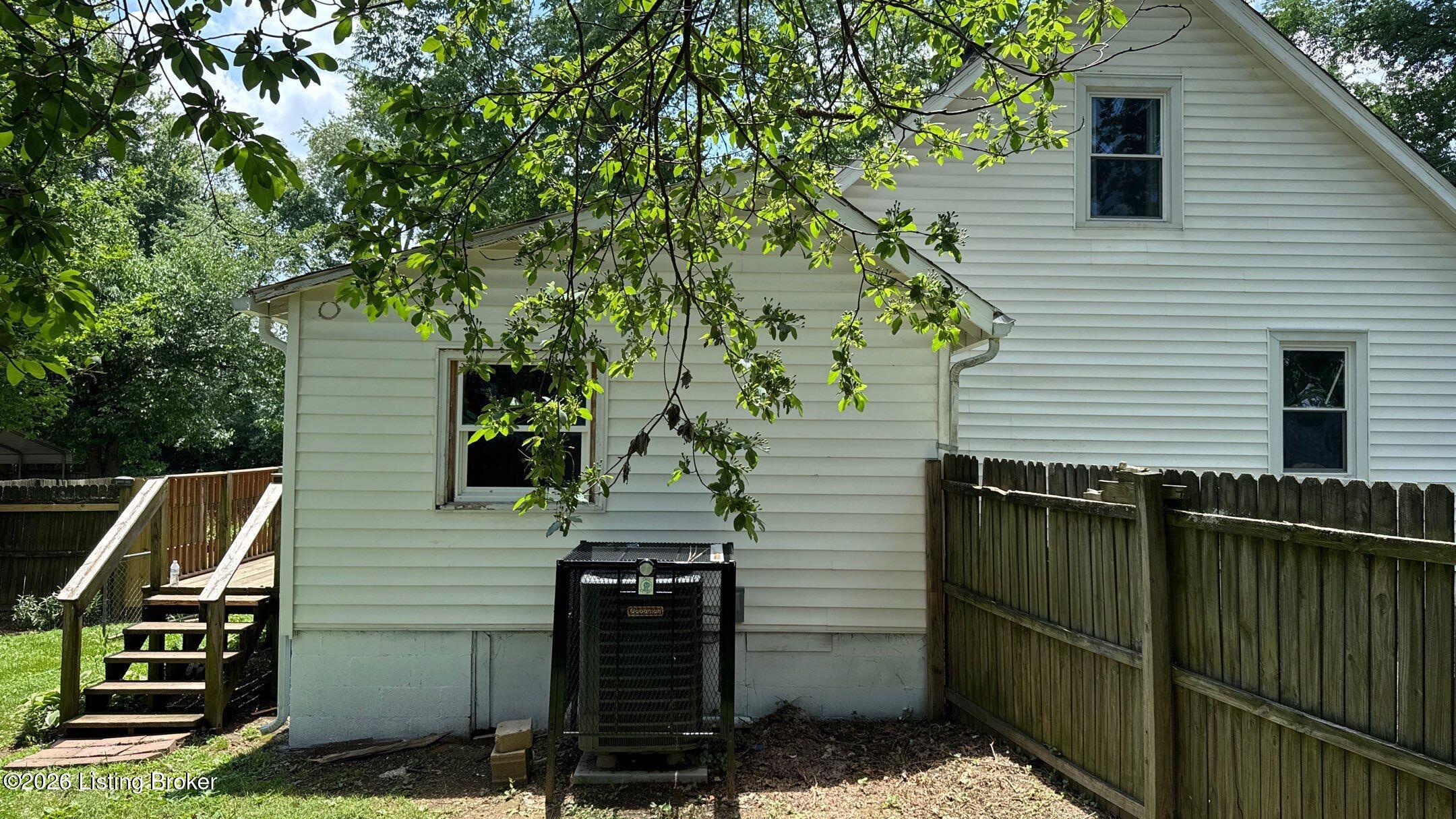 6901 Waller Ln Property Photo 70