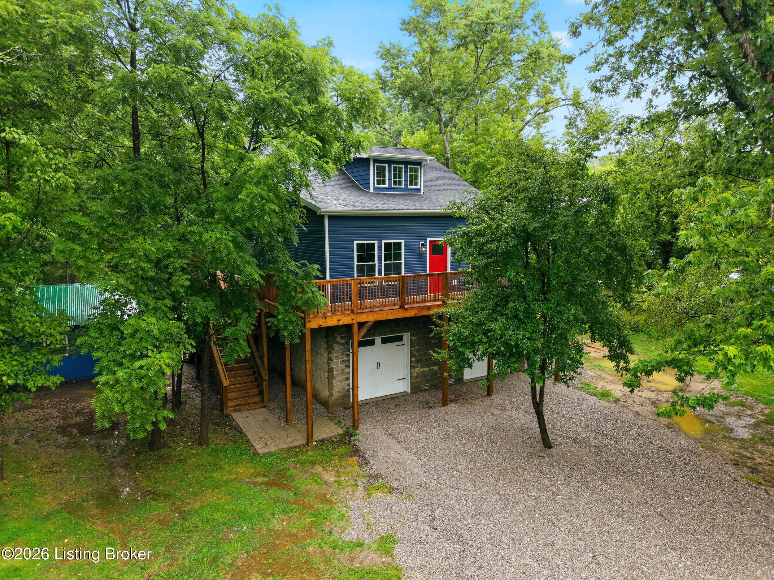 1380 Shore Acres Rd Property Photo 2