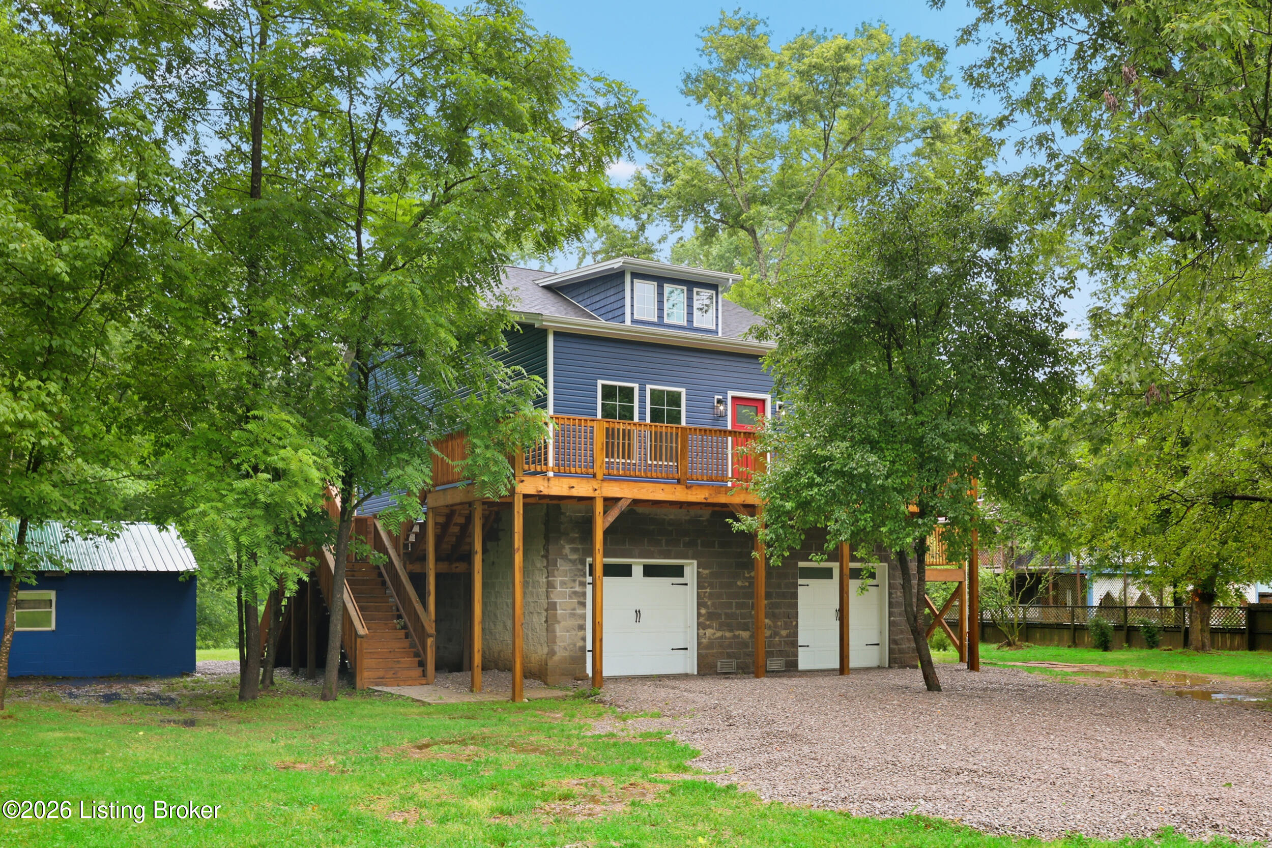 1380 Shore Acres Rd Property Photo 4