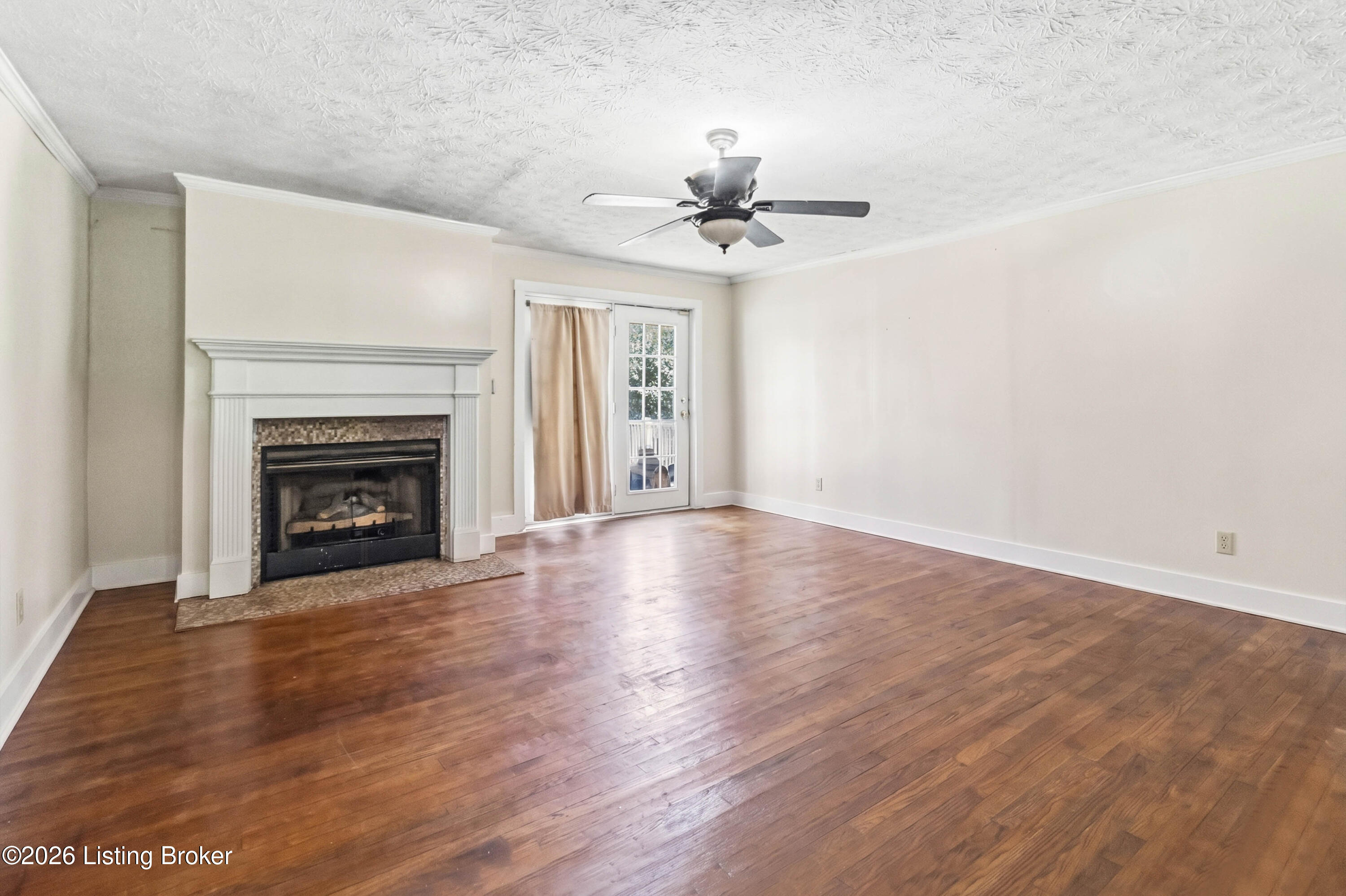 650 Williams St Property Photo 17
