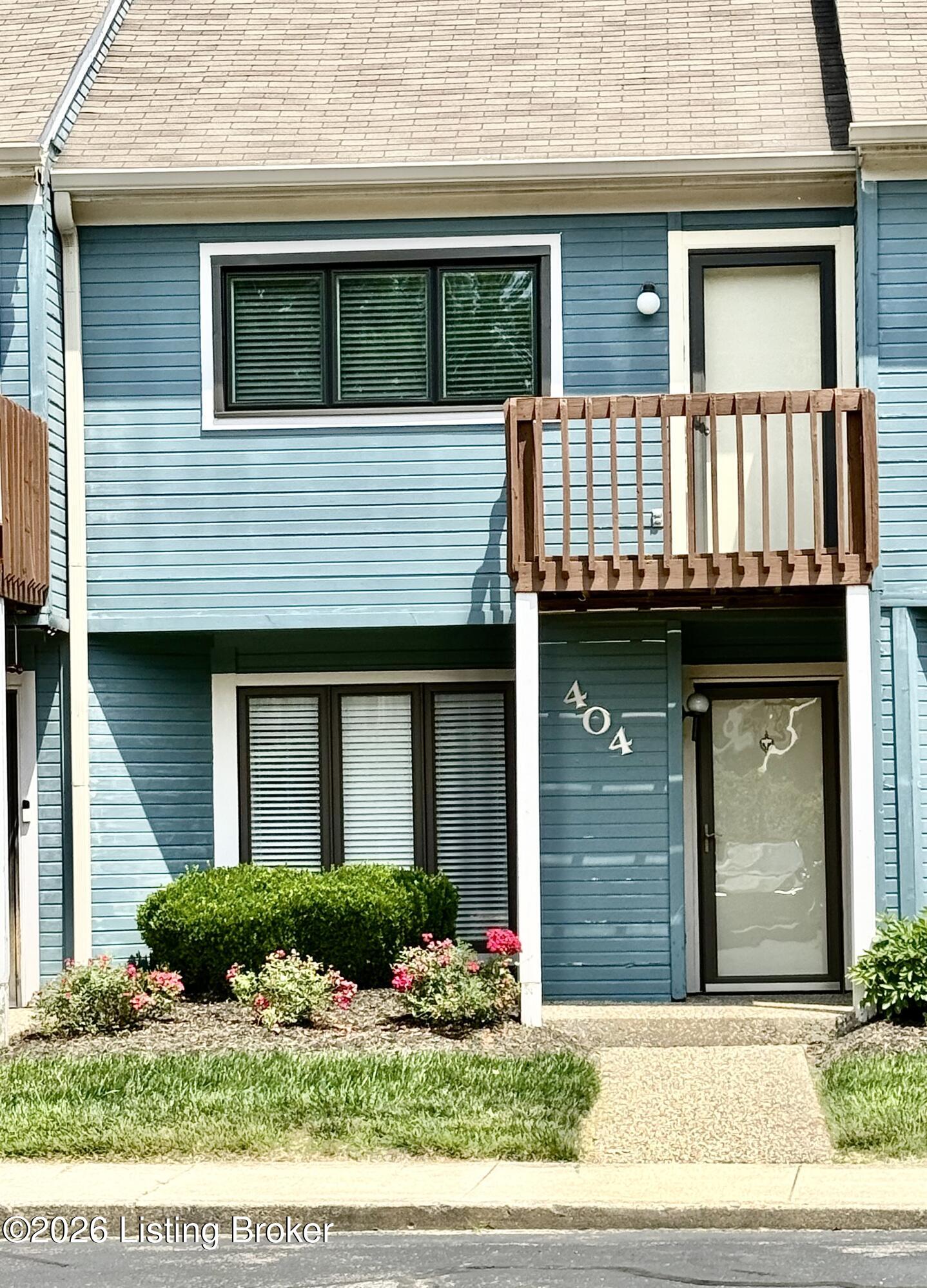 404 Ledgeview Park Dr Property Photo 1