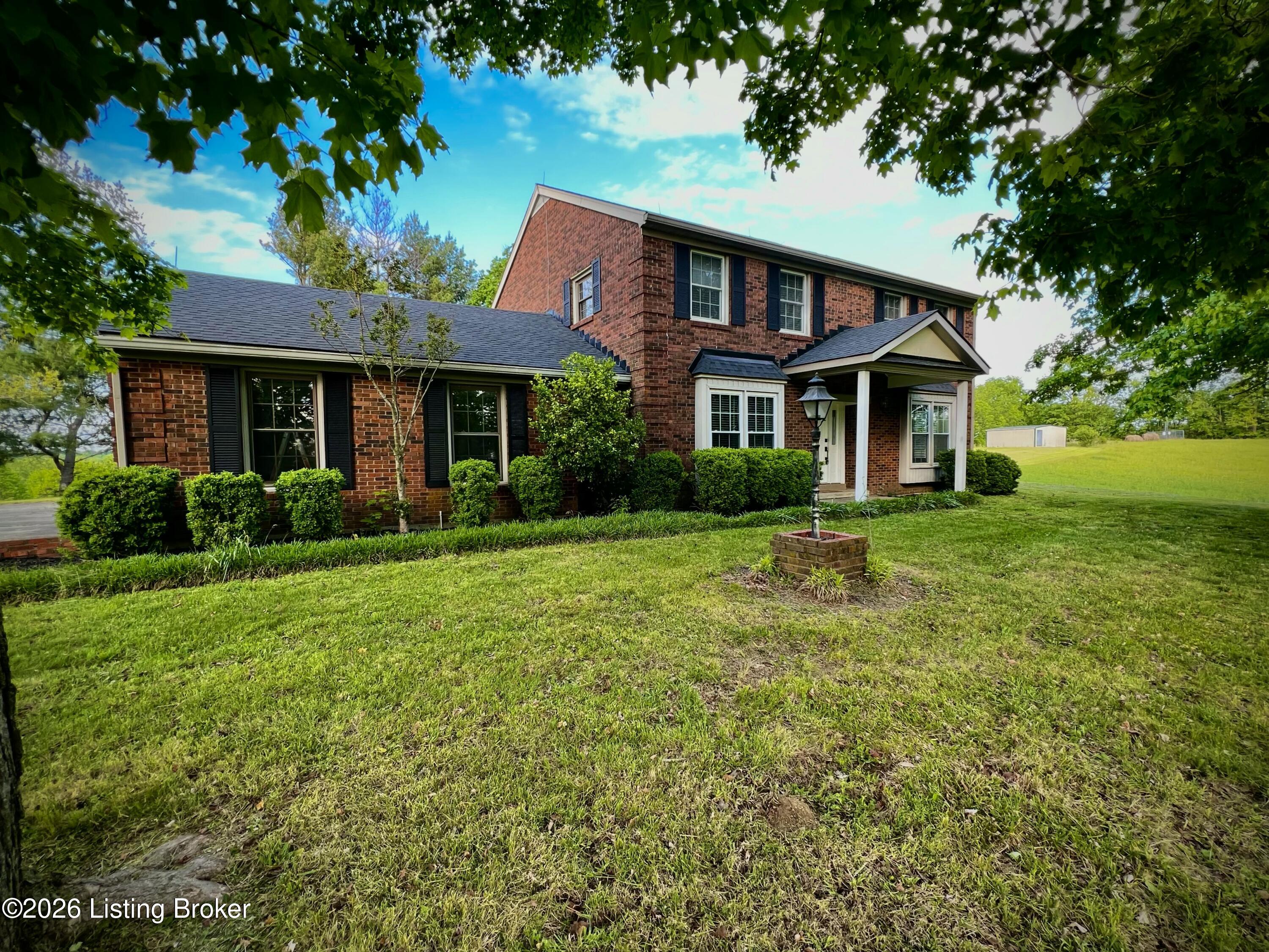 225 Donna Ave Property Photo 1