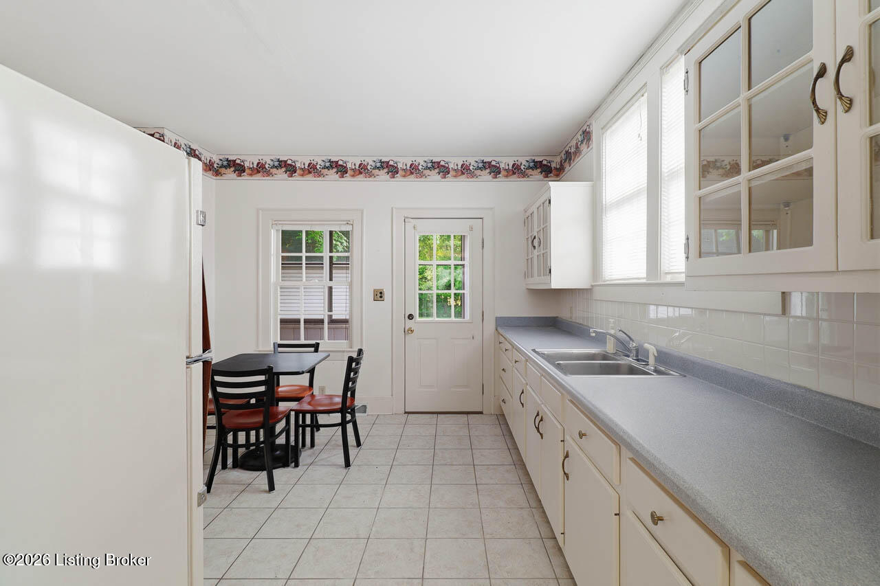 306 W Dixie Ave Property Photo 11