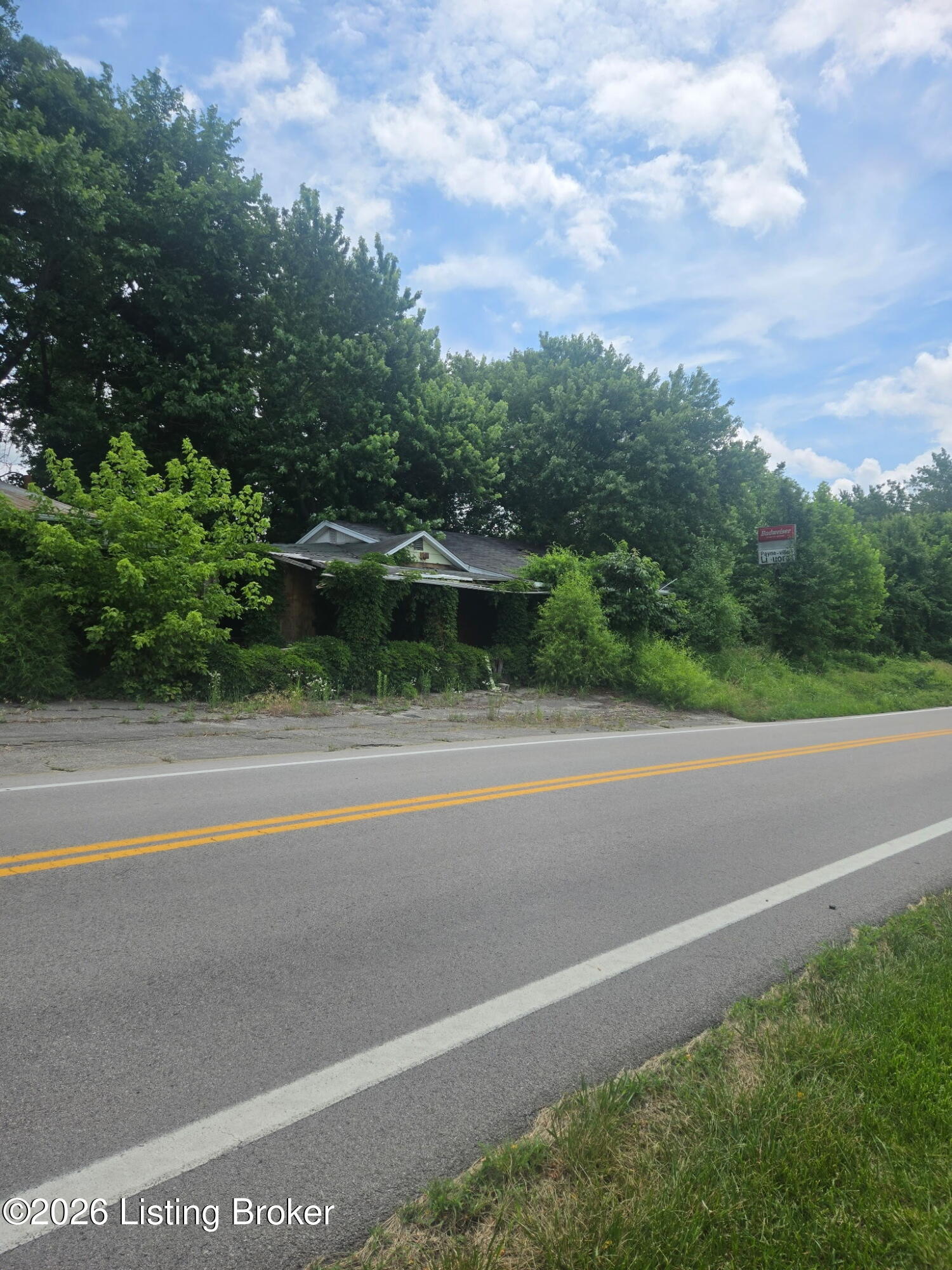220 Rhodelia Rd Property Photo 2