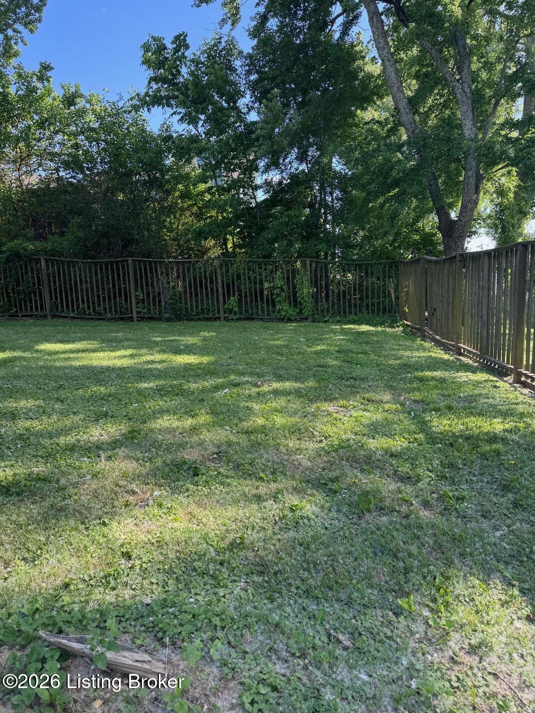 1300 Riverside Dr Property Photo 50