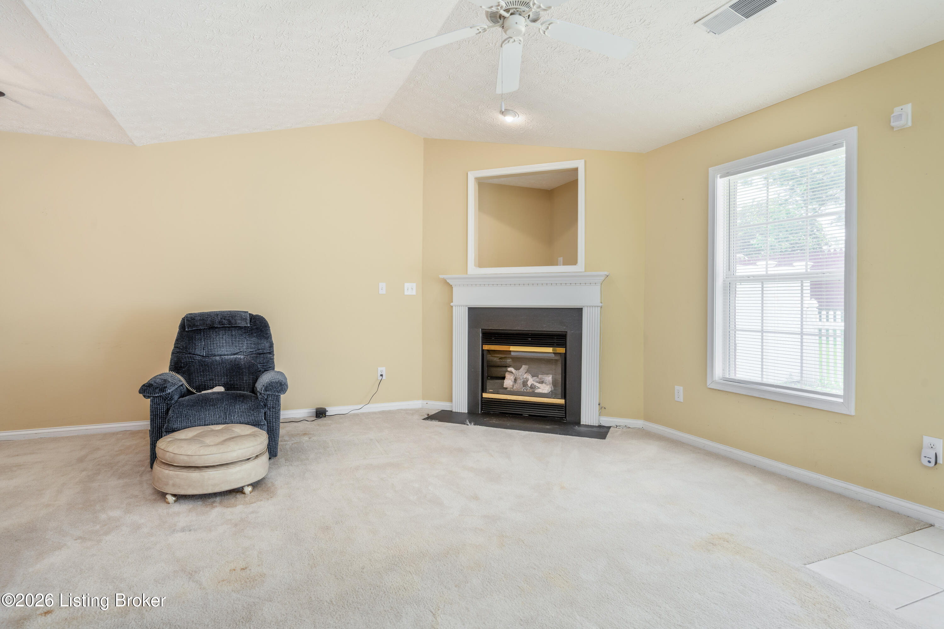 6616 Woods Mill Dr Property Photo 6