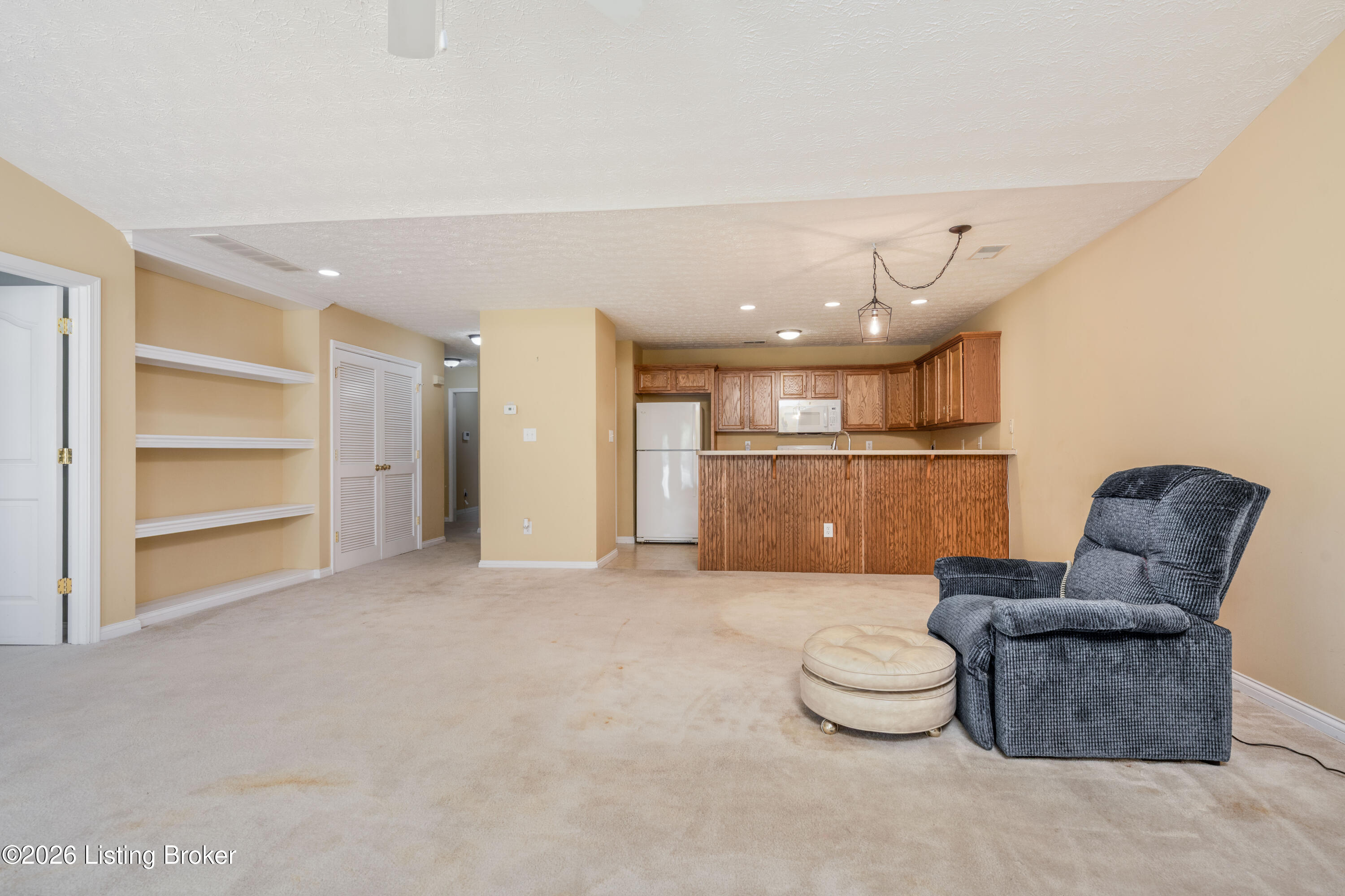 6616 Woods Mill Dr Property Photo 7