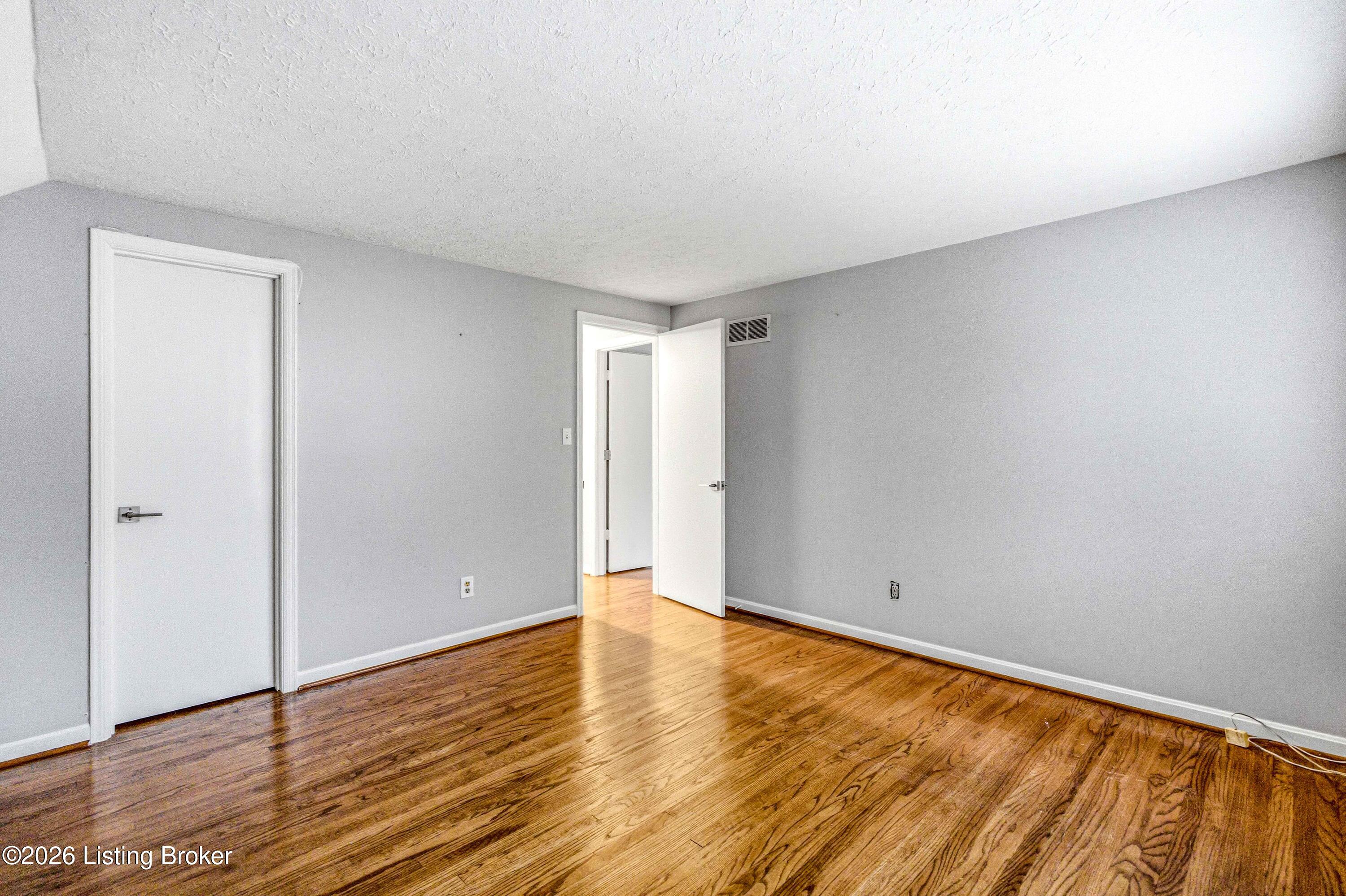 1804 Crossgate Ln Property Photo 18